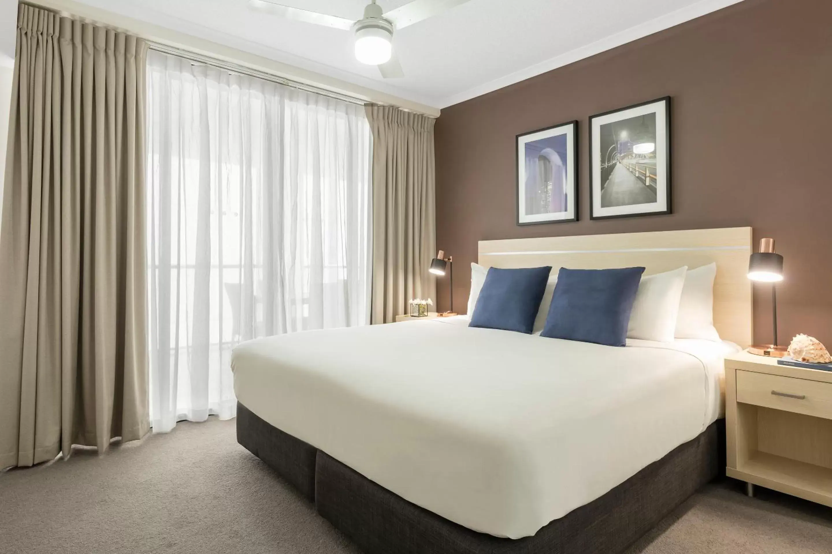 Bed in iStay River City Brisbane