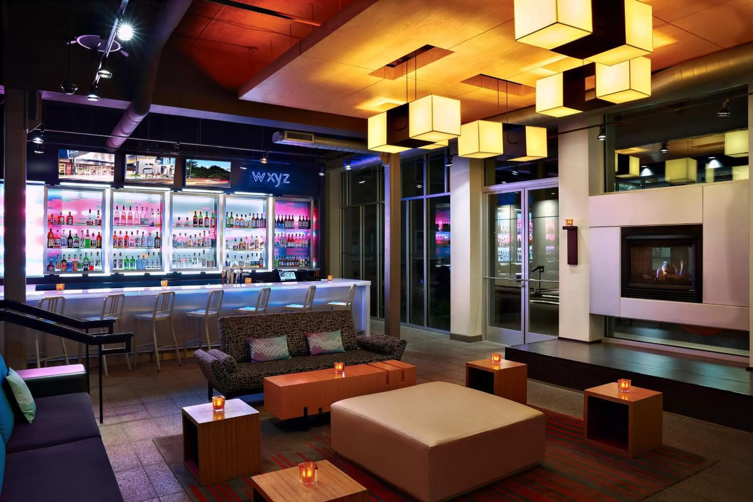 Restaurant/places to eat, Lounge/Bar in Aloft Arundel Mills BWI Airport