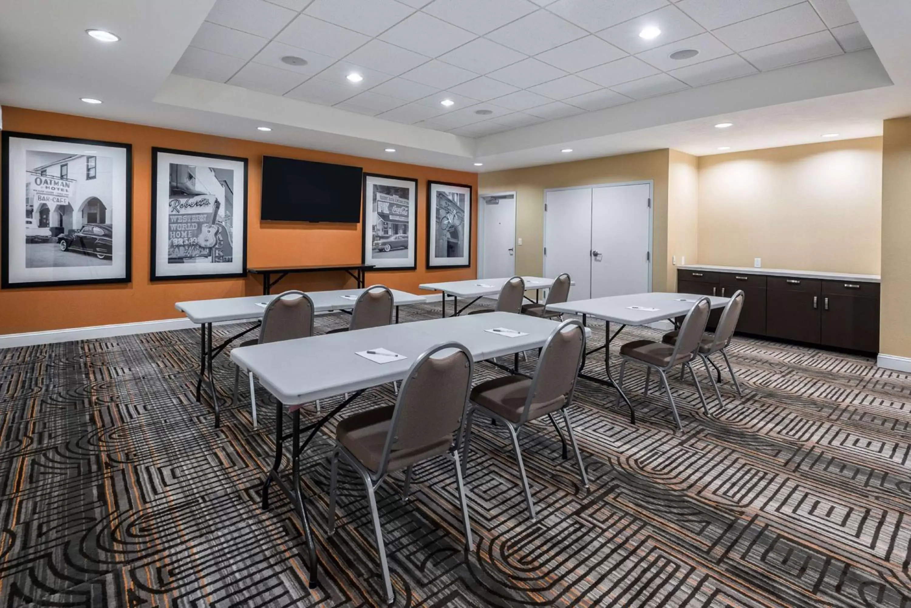 Meeting/conference room in Hampton Inn & Suites San Antonio Brooks City Base, TX