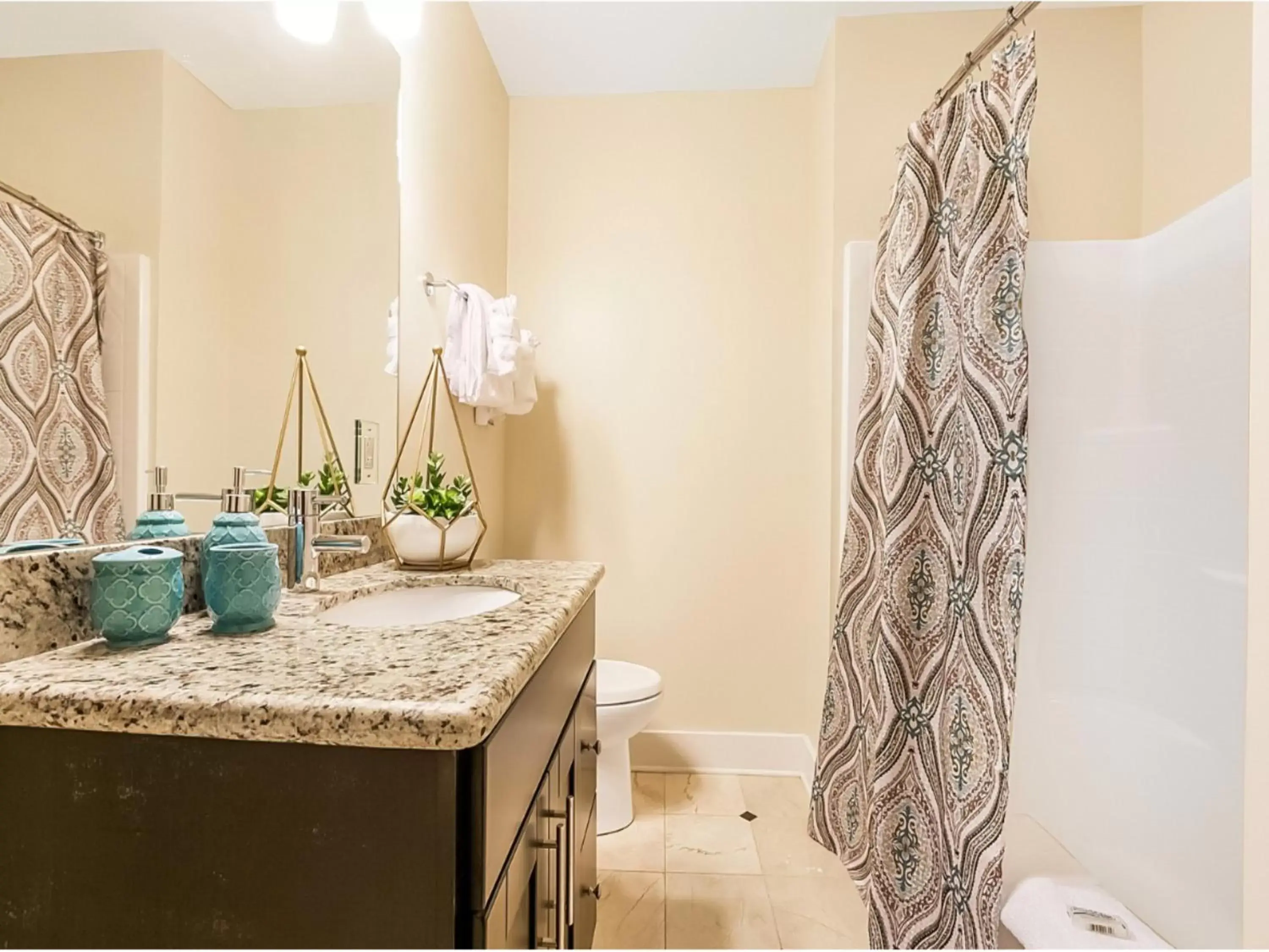 Bathroom in Stunning Apartments with Luxury Amenities