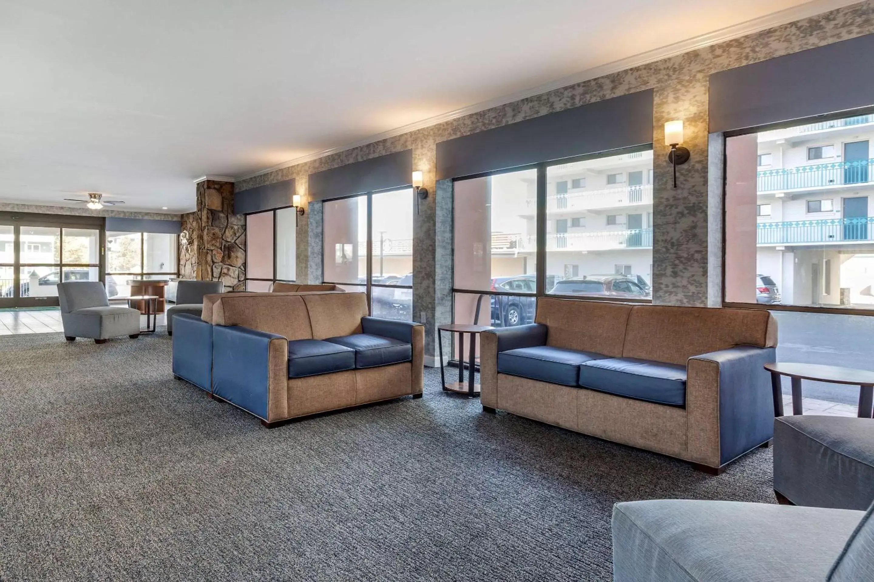 Lobby or reception, Seating Area in Quality Inn Boardwalk