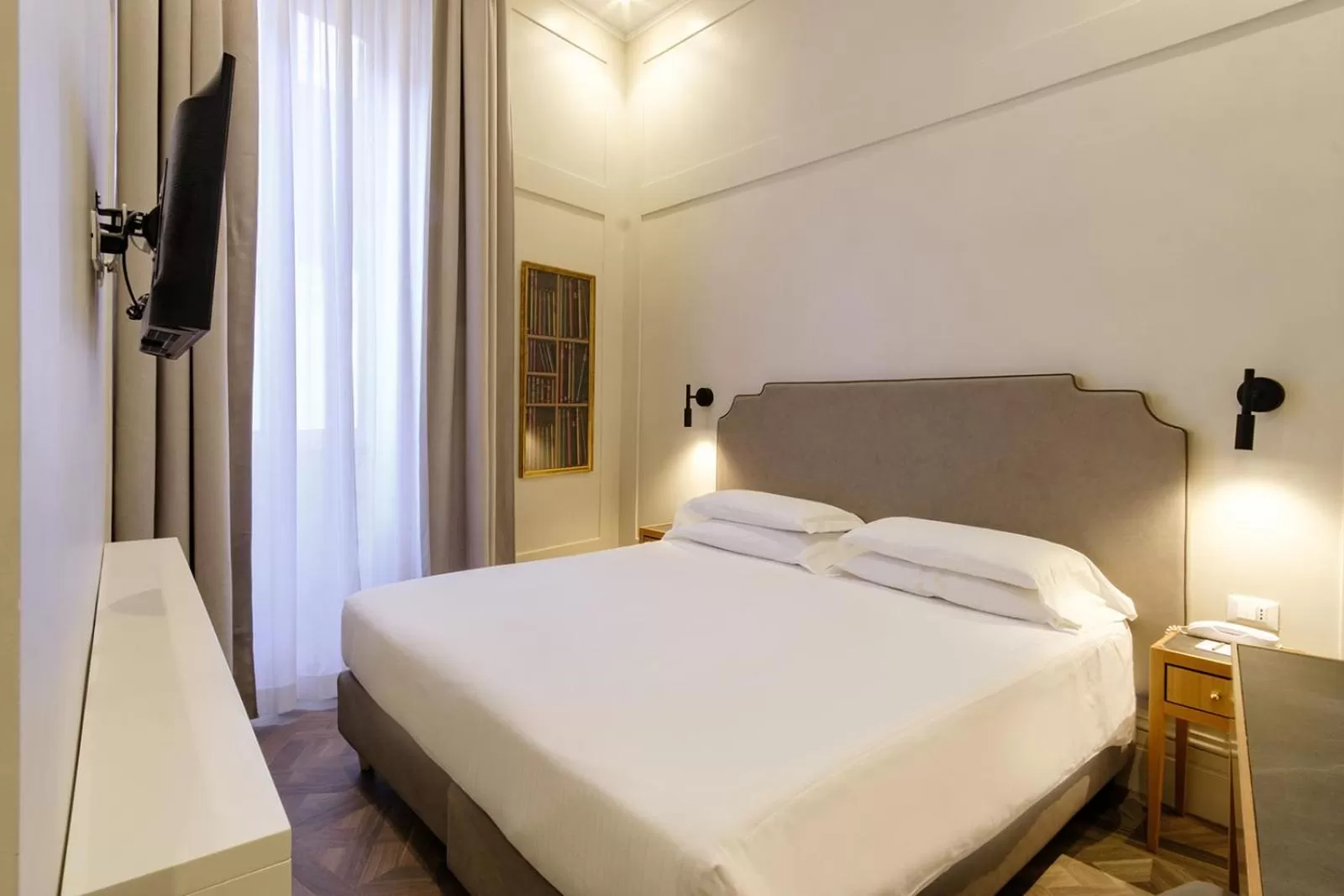 Bed in Hotel Smeraldo