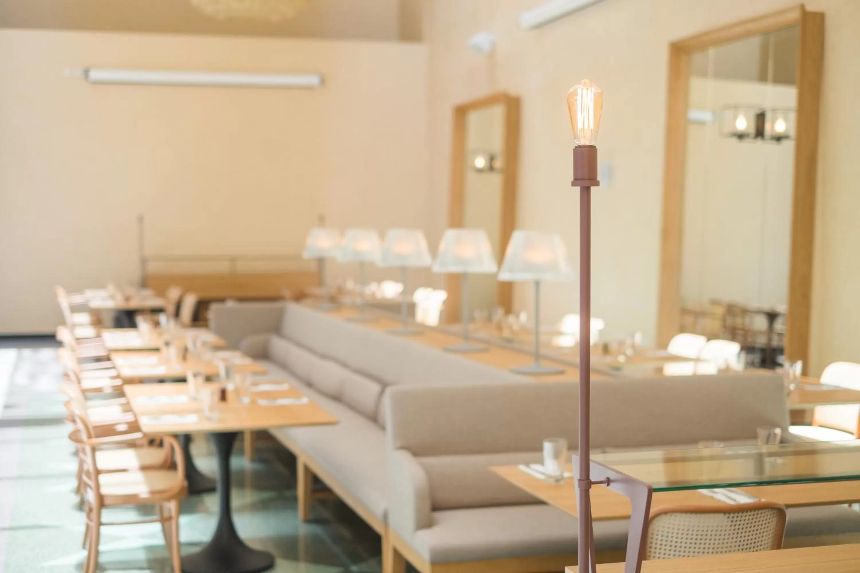 Restaurant/places to eat in amba Taipei Songshan