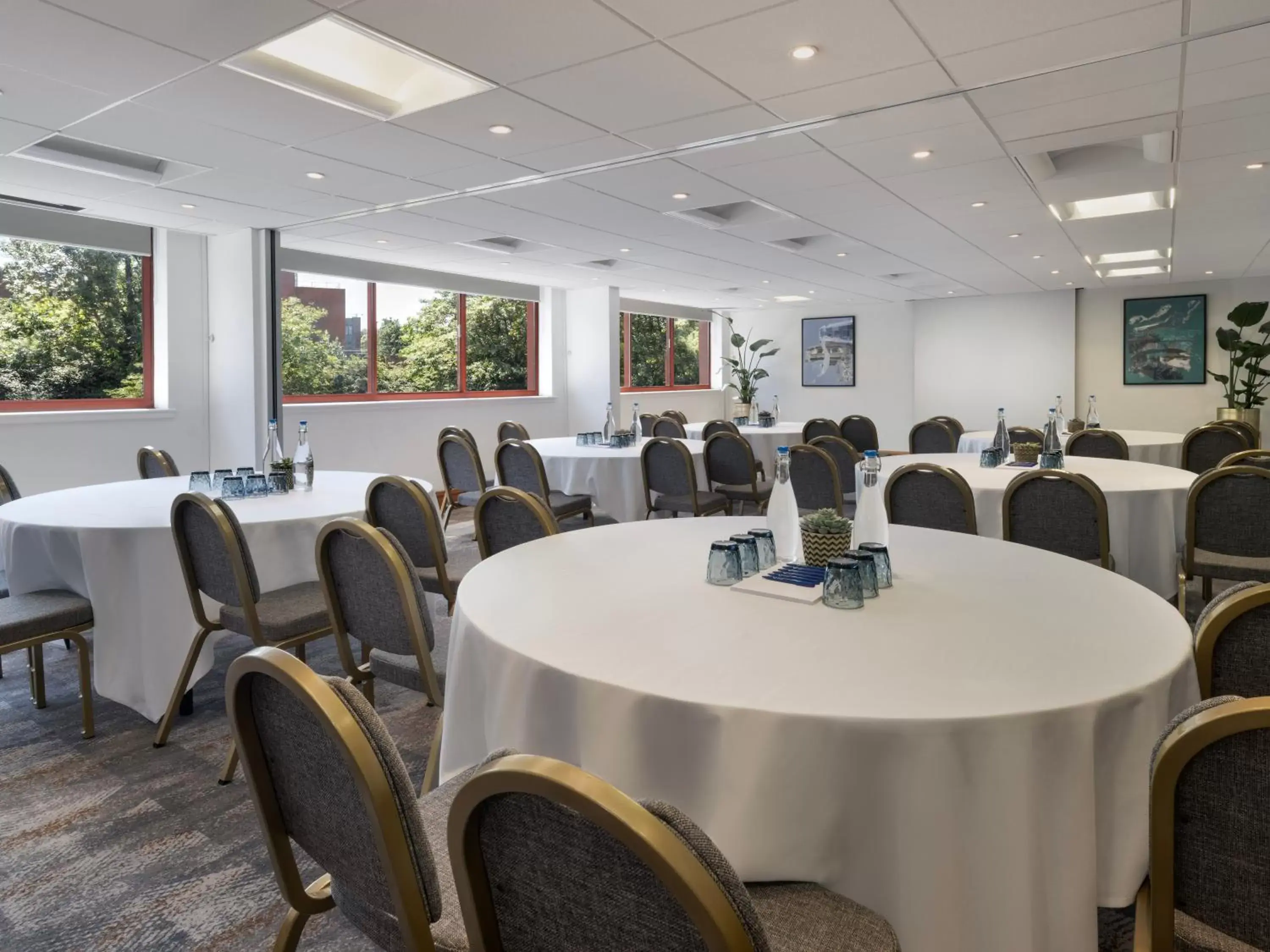 Meeting/conference room in Delta Hotels by Marriott Swindon