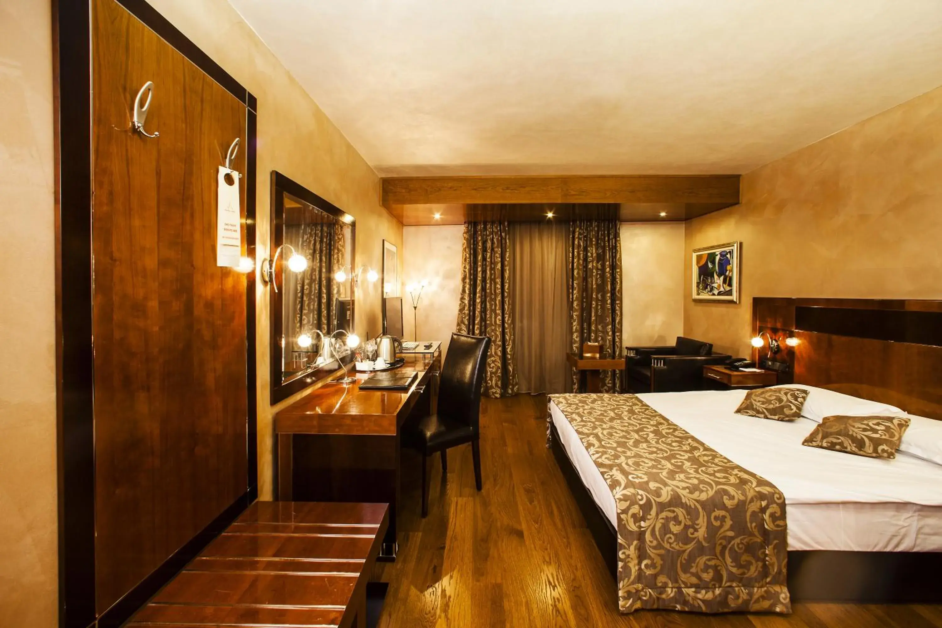 Double Room for Single Use in Hotel Anel Double Room for Single Use in Hotel Anel