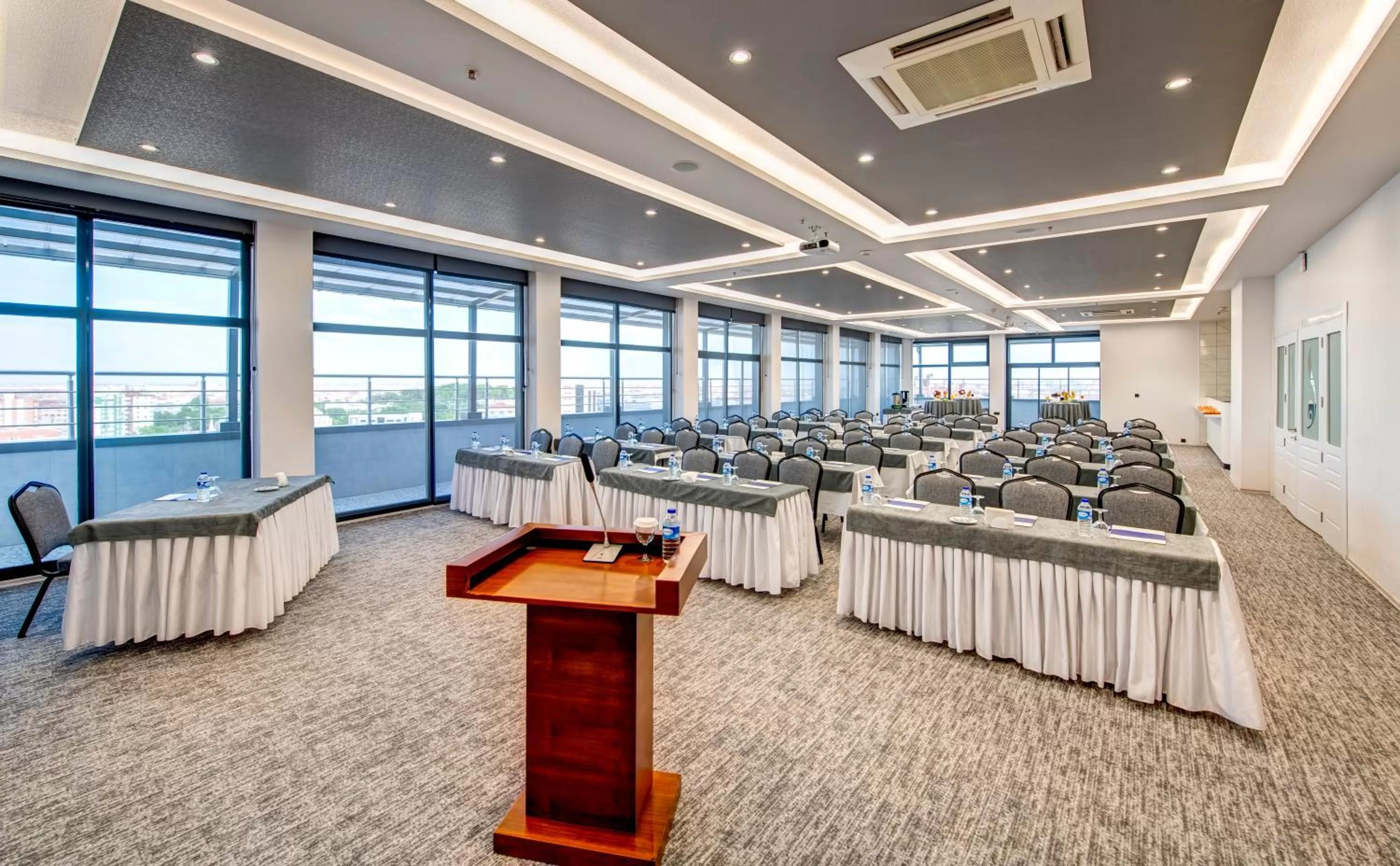 Meeting/conference room in Bera Konya Hotel