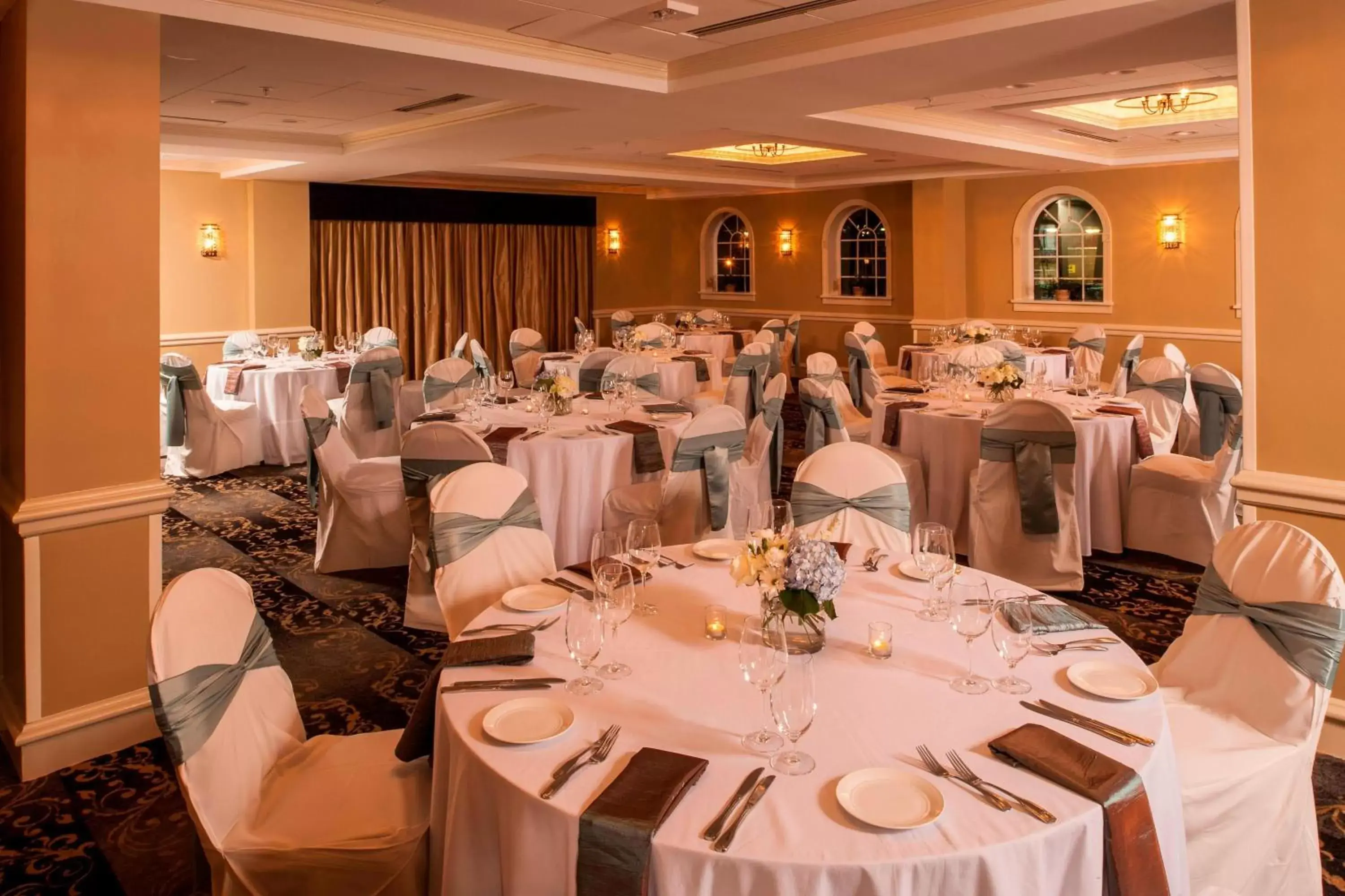Banquet/Function facilities, Restaurant/Places to Eat in The Siena Hotel, Autograph Collection