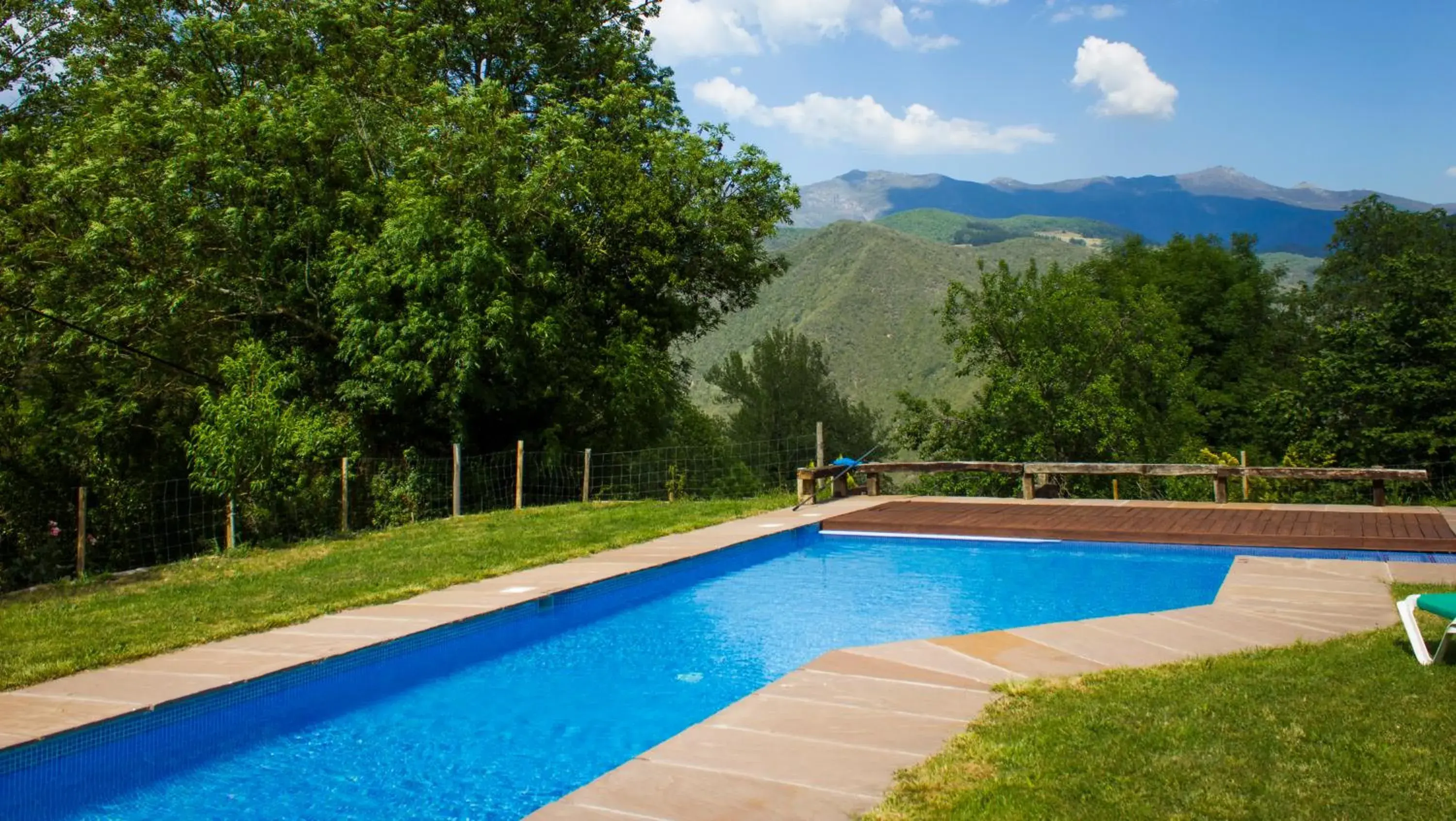 Swimming Pool in Viviendas Rurales El Covaju