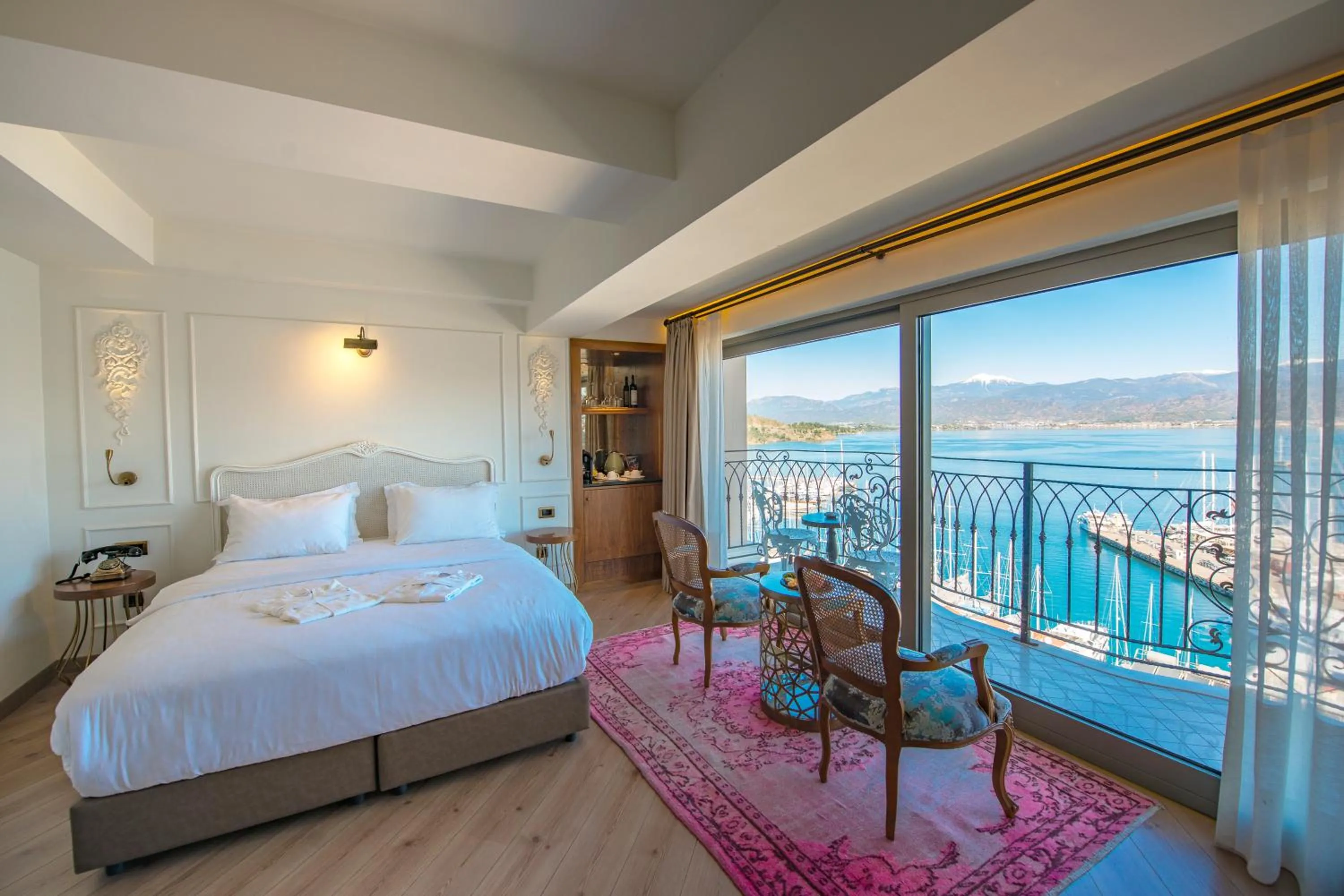 Natural landscape, Bed in Casa Margot Hotel - Adults Only