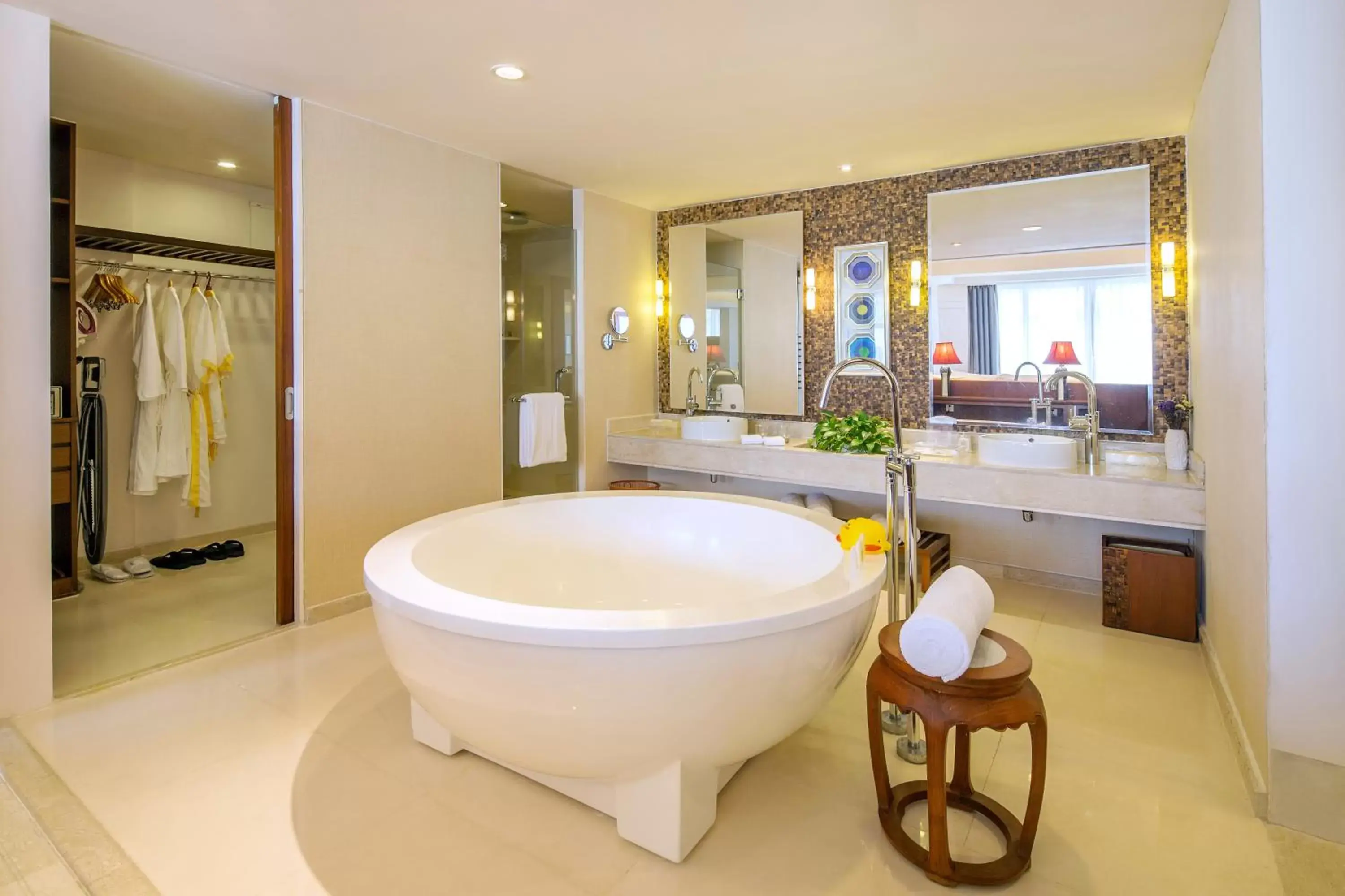 Bathroom in Huayu Resort & Spa Yalong Bay Sanya