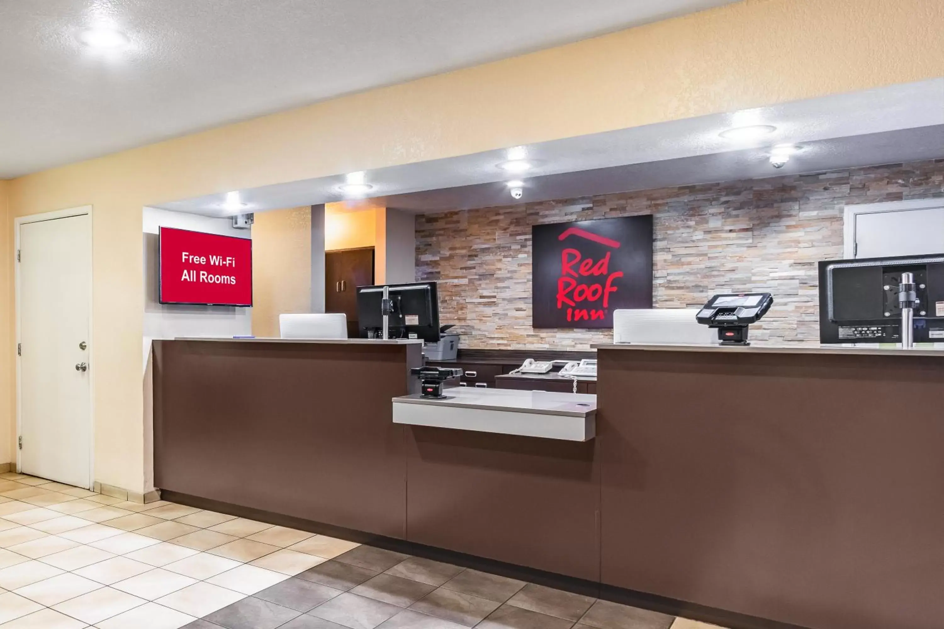 Lobby or reception, Lobby/Reception in Red Roof Inn Phoenix- Midtown