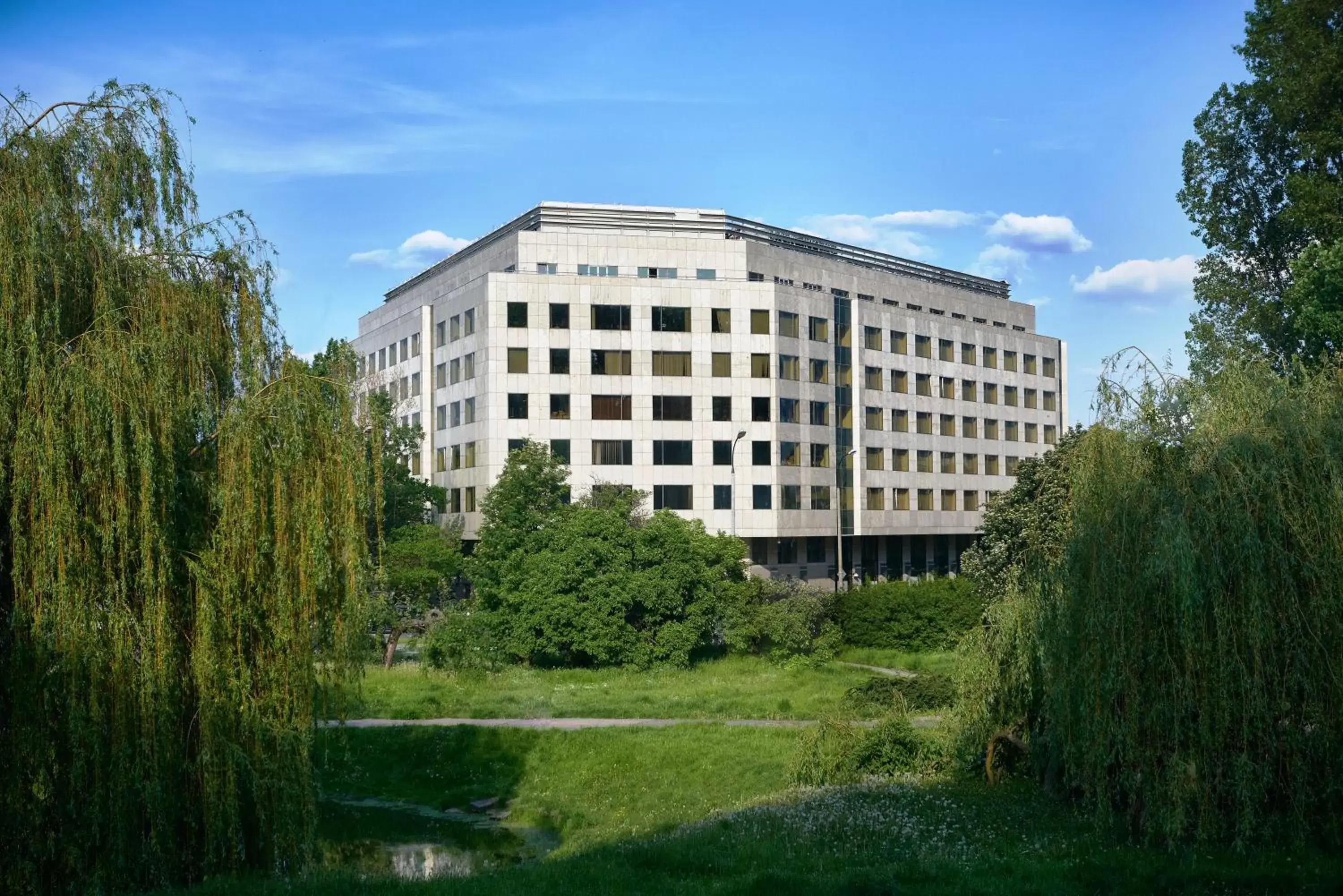 Property Building in Regent Warsaw Hotel