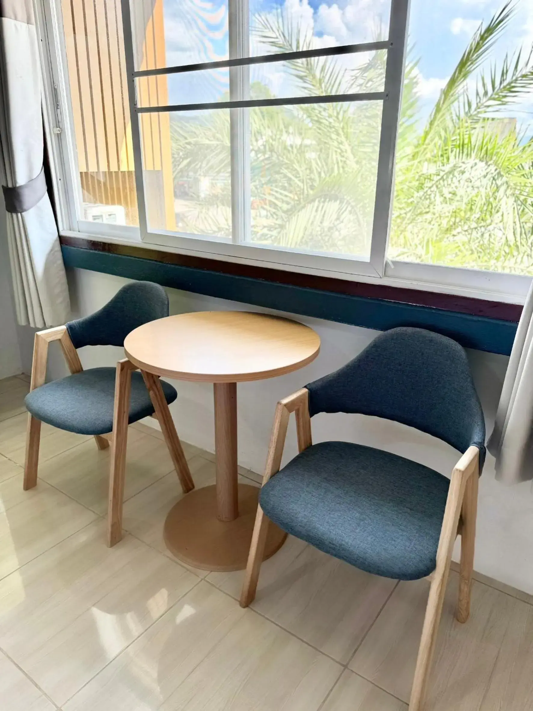 Living room, Seating Area in Diamond De Pai City Hotel