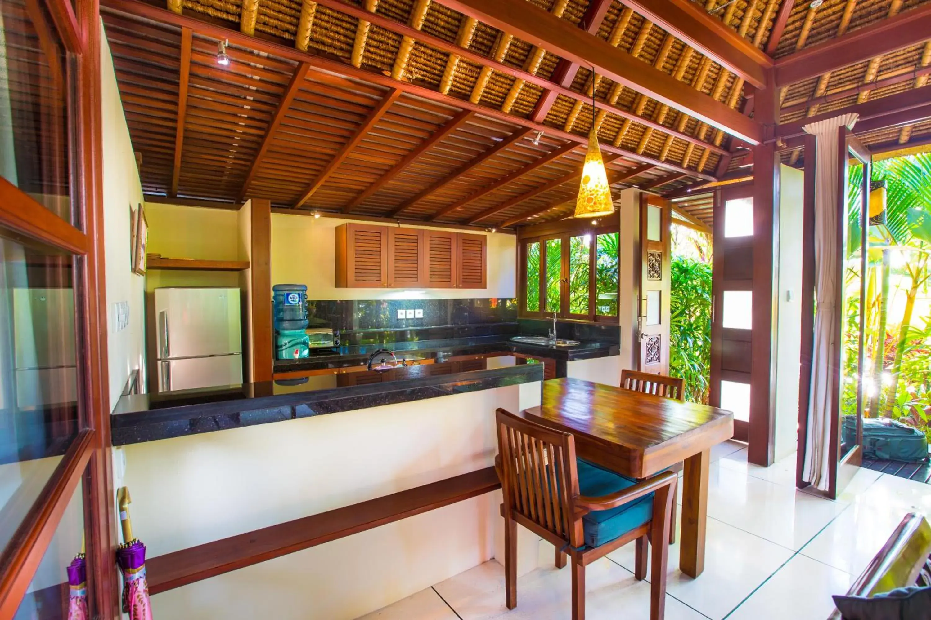 Kitchen or kitchenette, Kitchen/Kitchenette in Bali Harmony Villa