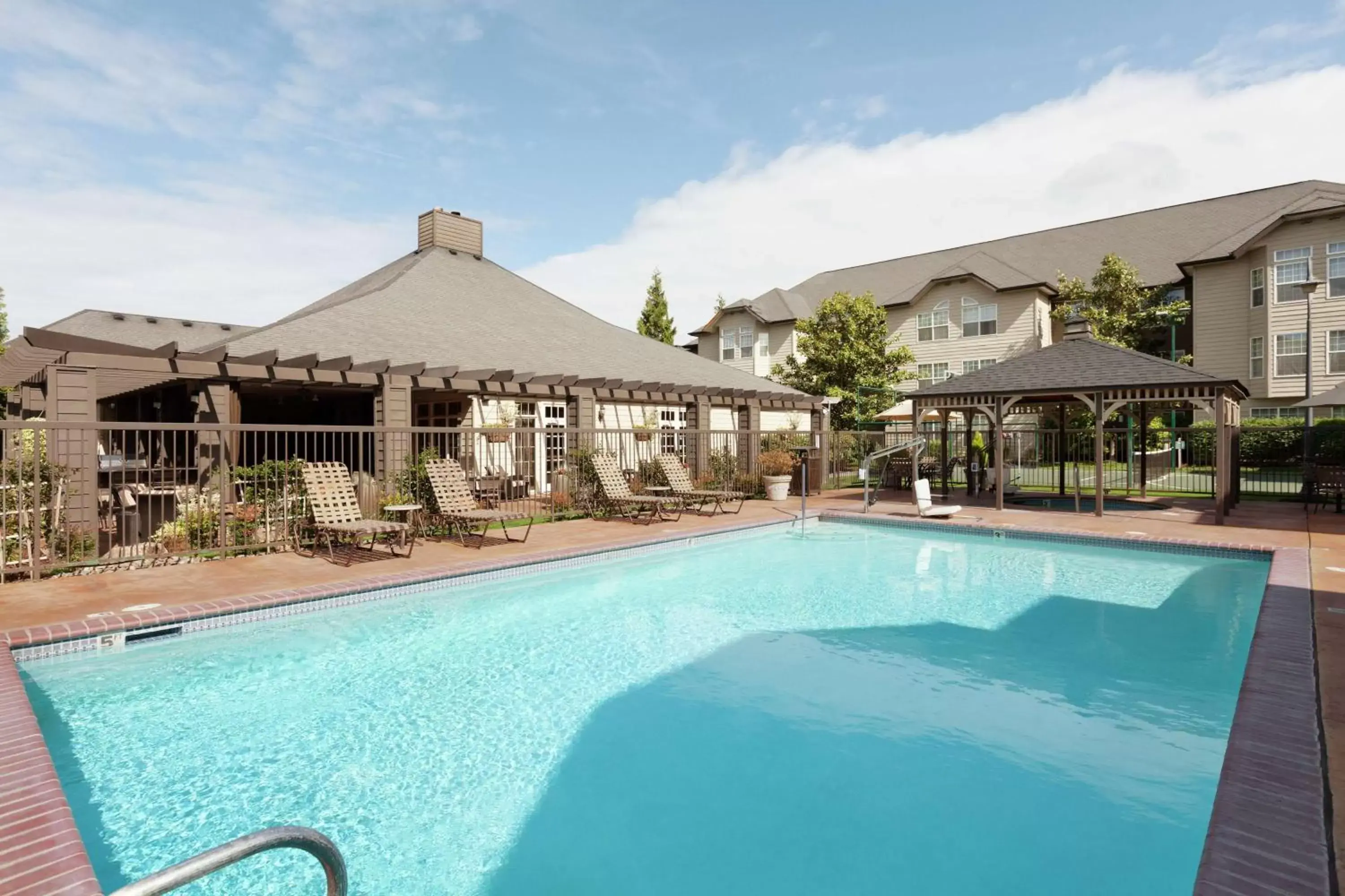 Pool view, Swimming Pool in Homewood Suites by Hilton Vancouver / Portland