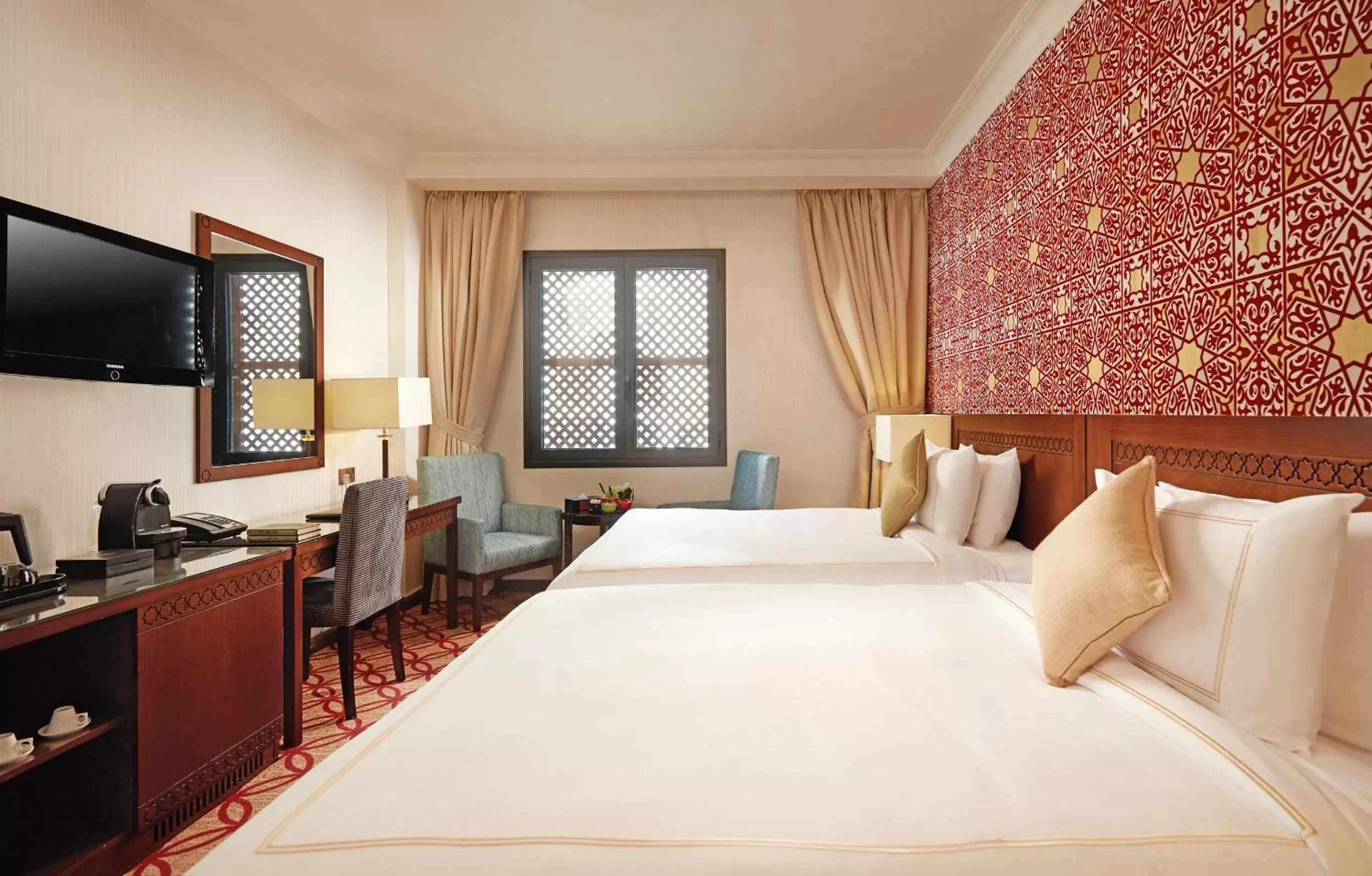 Bed in Dallah Taibah Hotel