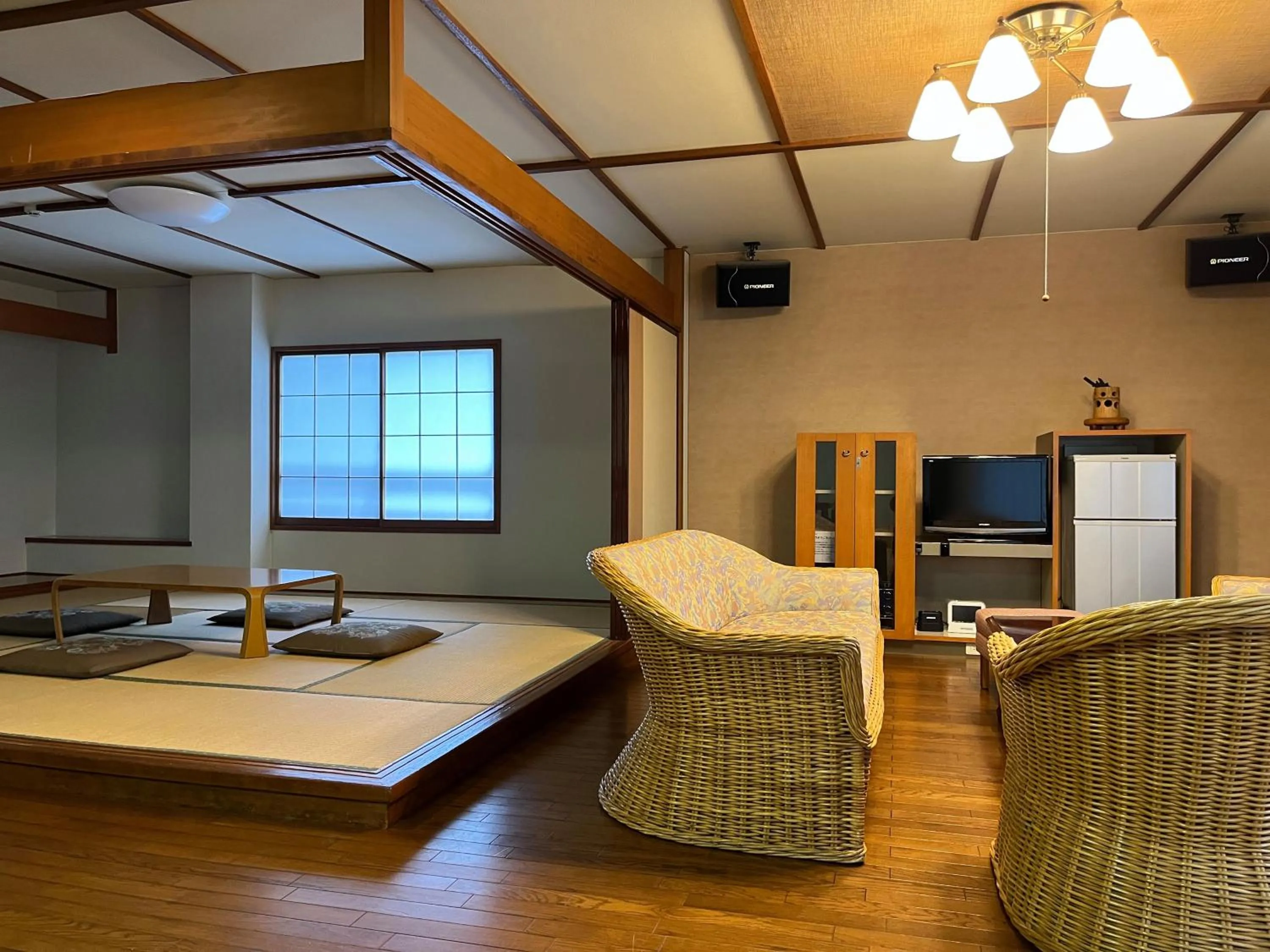 Living room, Bed in Hotel Laforet Shuzenji