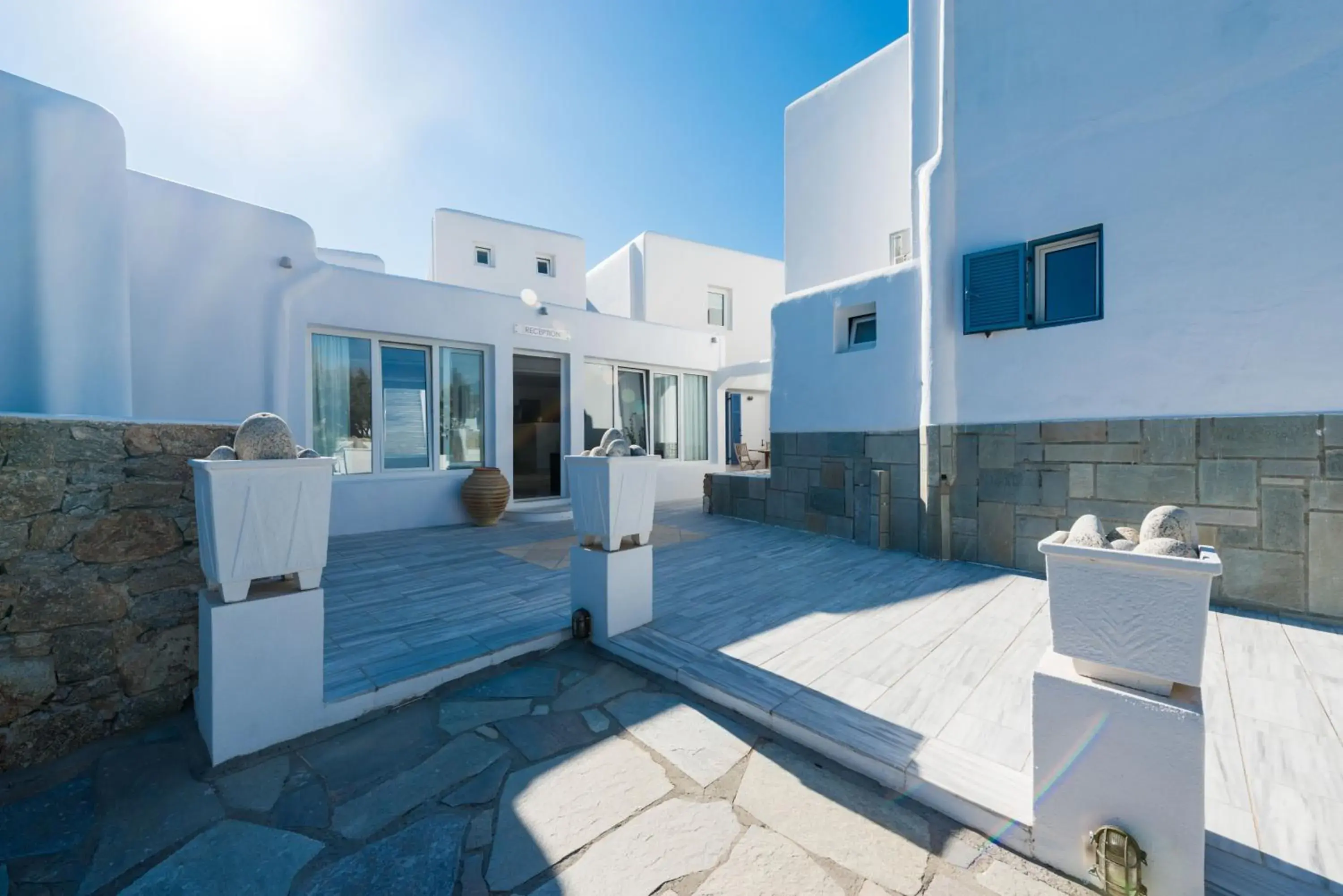 Facade/entrance in Giannoulaki Hotel Facade/entrance in Giannoulaki Hotel