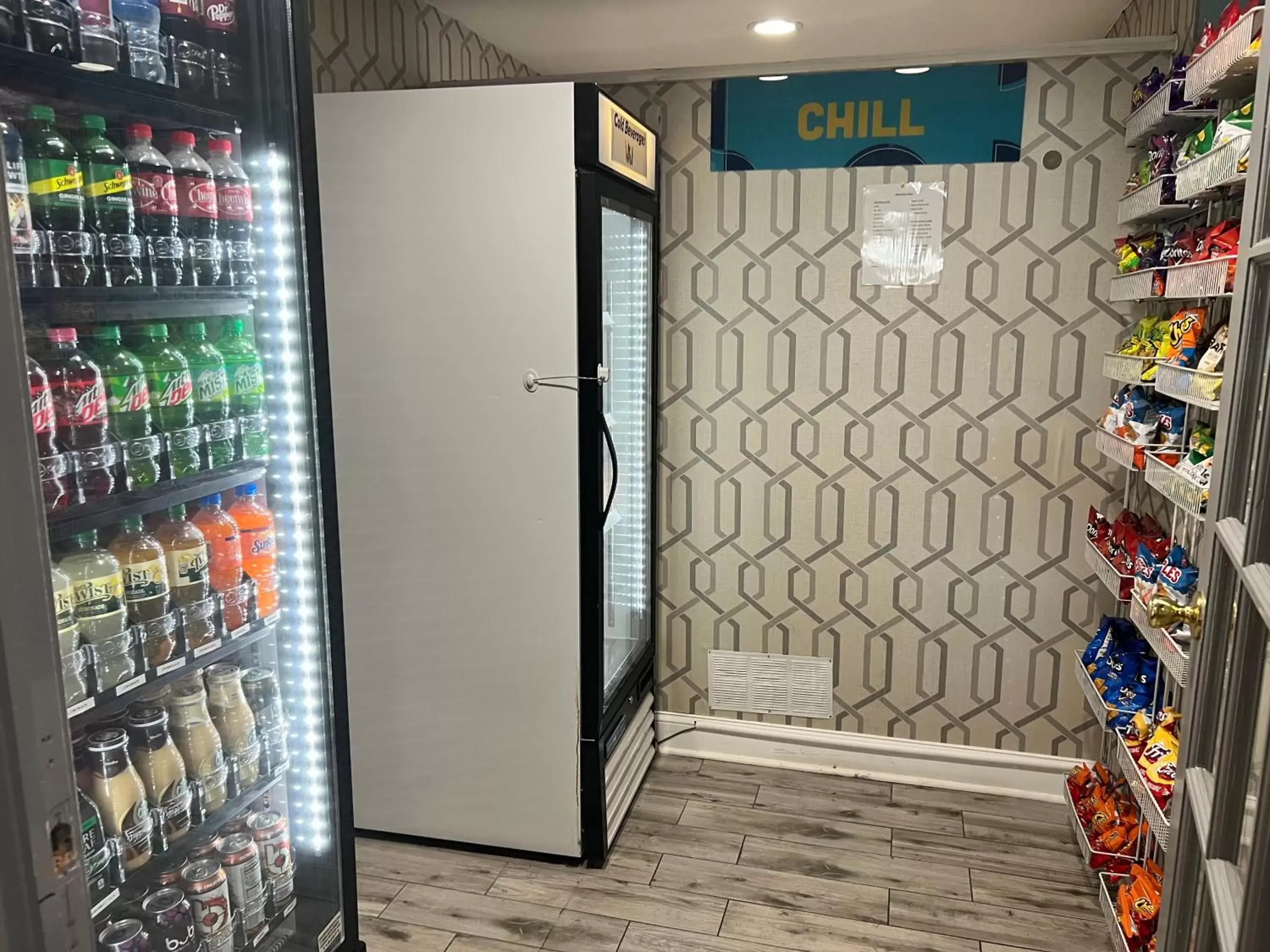 Food and drinks in Clarion Pointe - Greensboro Coliseum Area Food and drinks in Clarion Pointe - Greensboro Coliseum Area