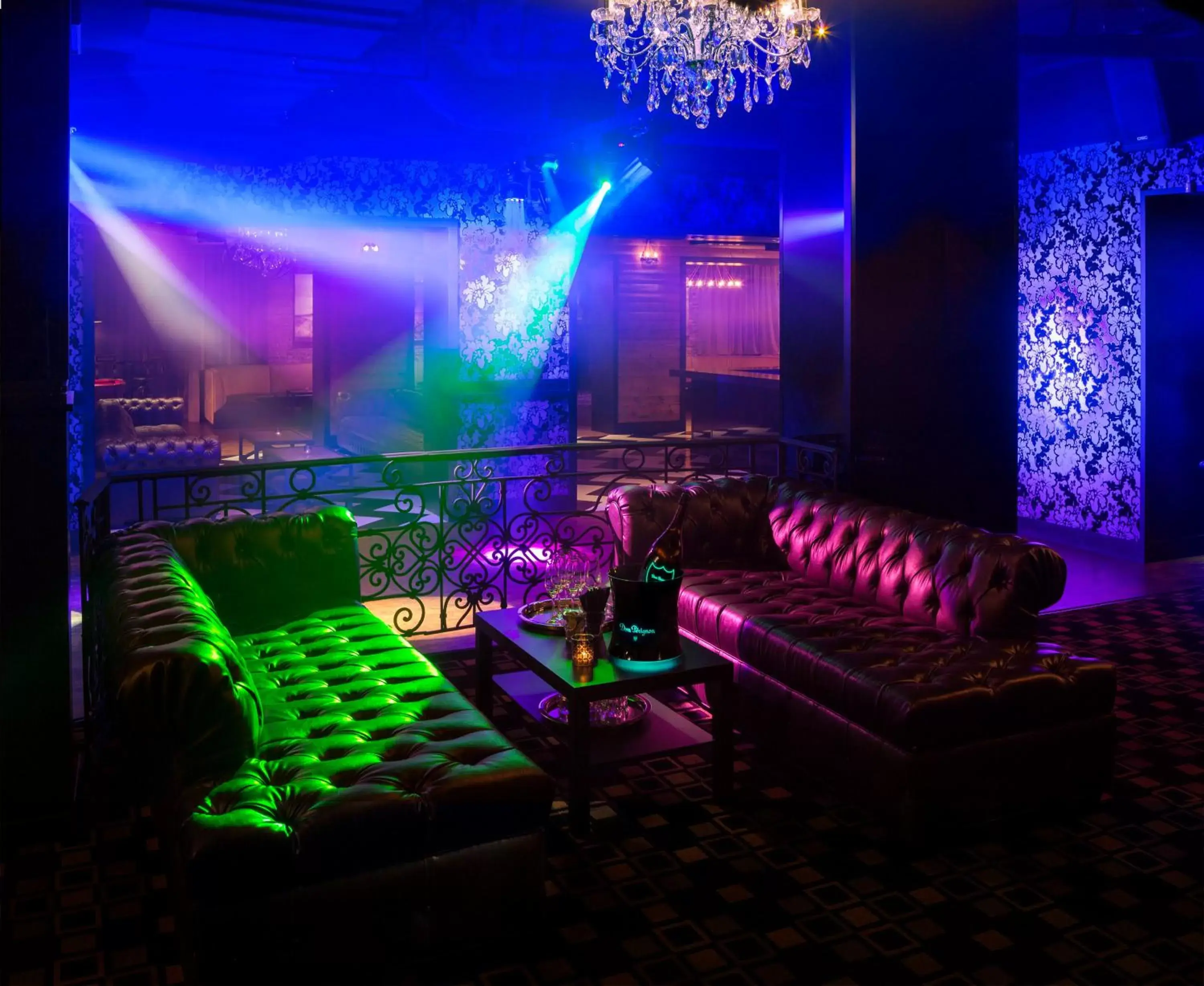 Nightclub / DJ in Quality Inn & Suites