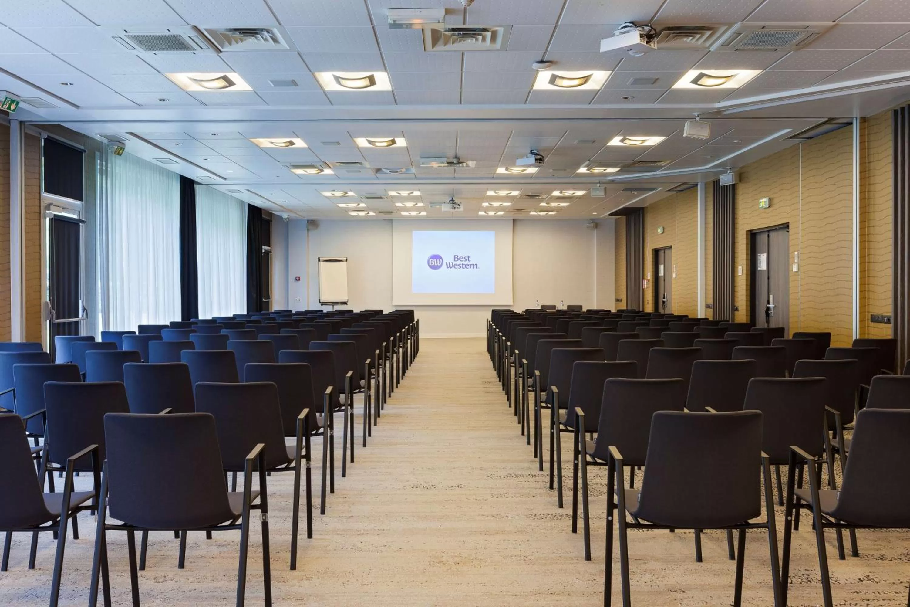 On site in Hotel Inn Paris CDG Airport