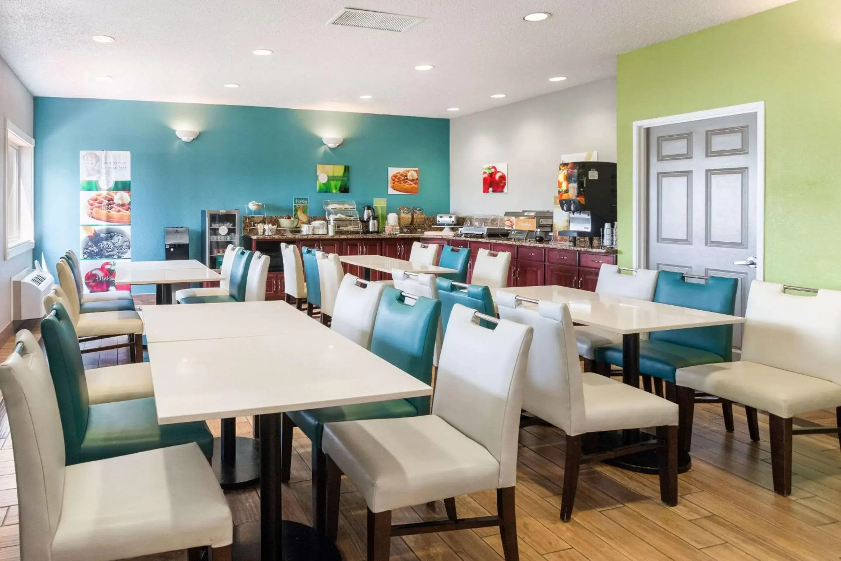 Restaurant/places to eat in Quality Inn & Suites Ferdinand Restaurant/places to eat in Quality Inn & Suites Ferdinand