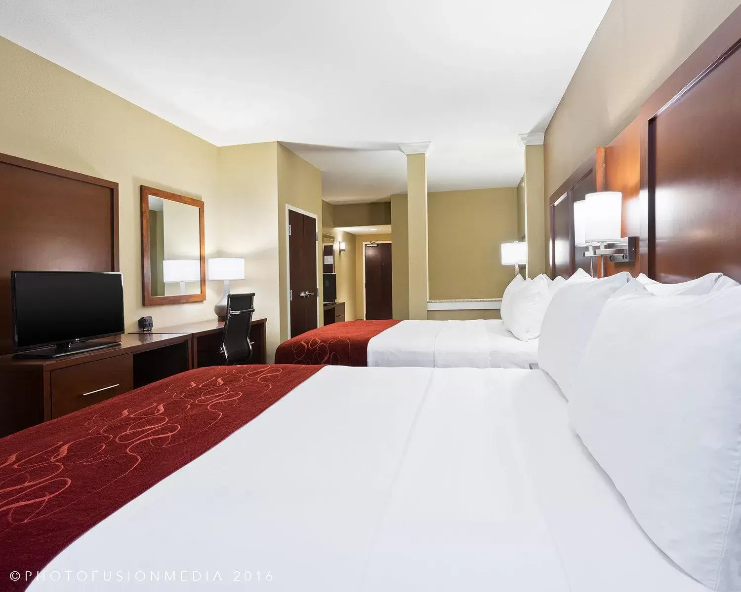 Photo of the whole room, Room Photo in Comfort Suites DuBois