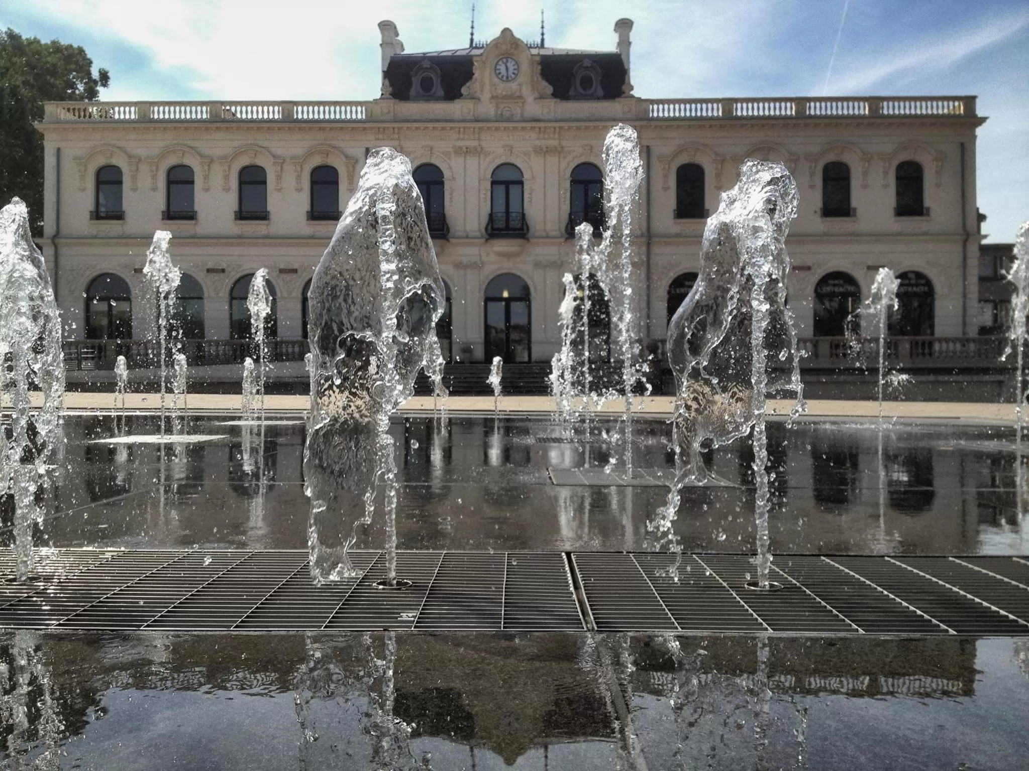 Activities, Swimming Pool in ibis budget Brive La Gaillarde