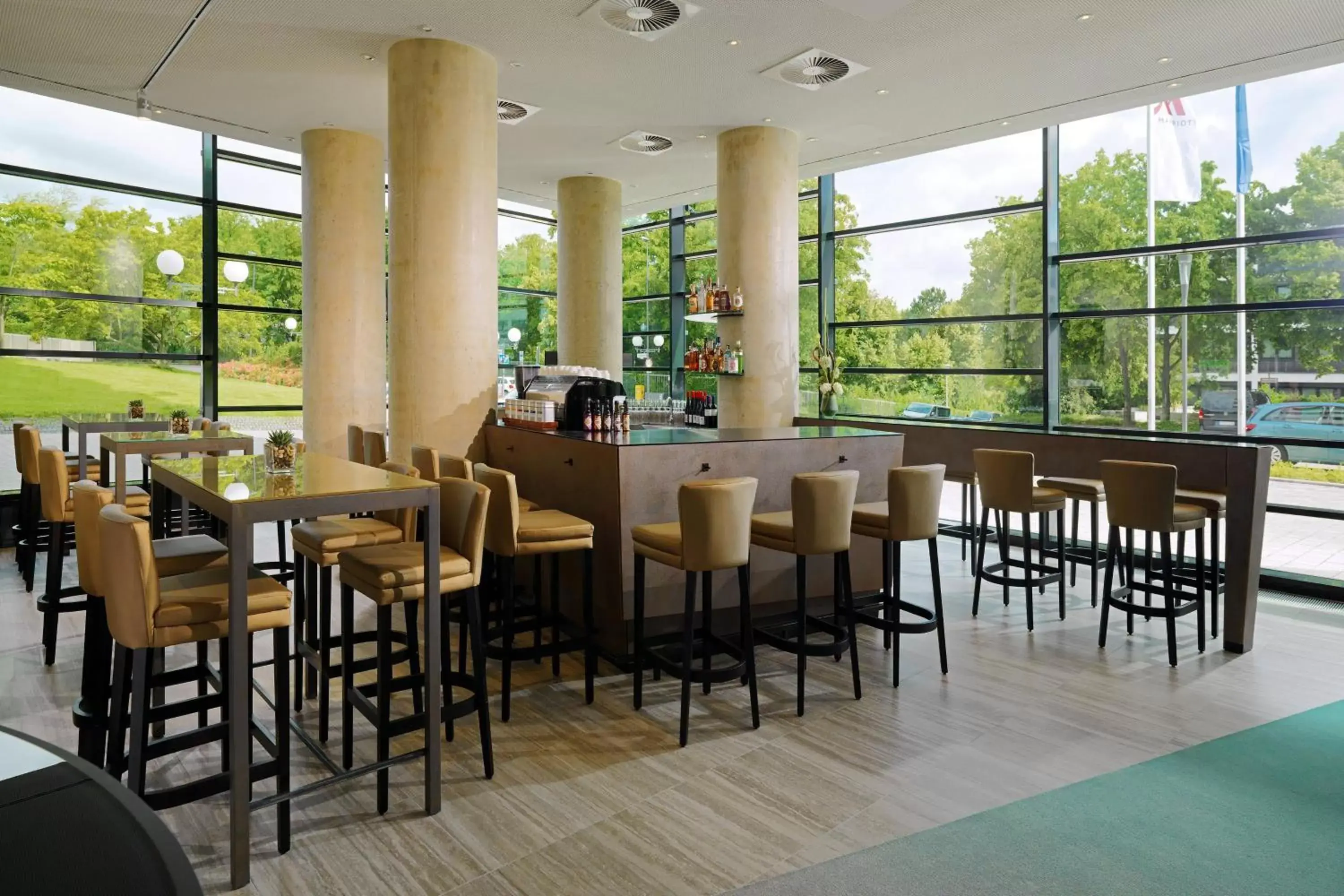 Lobby or reception, Restaurant/Places to Eat in Bonn Marriott Hotel