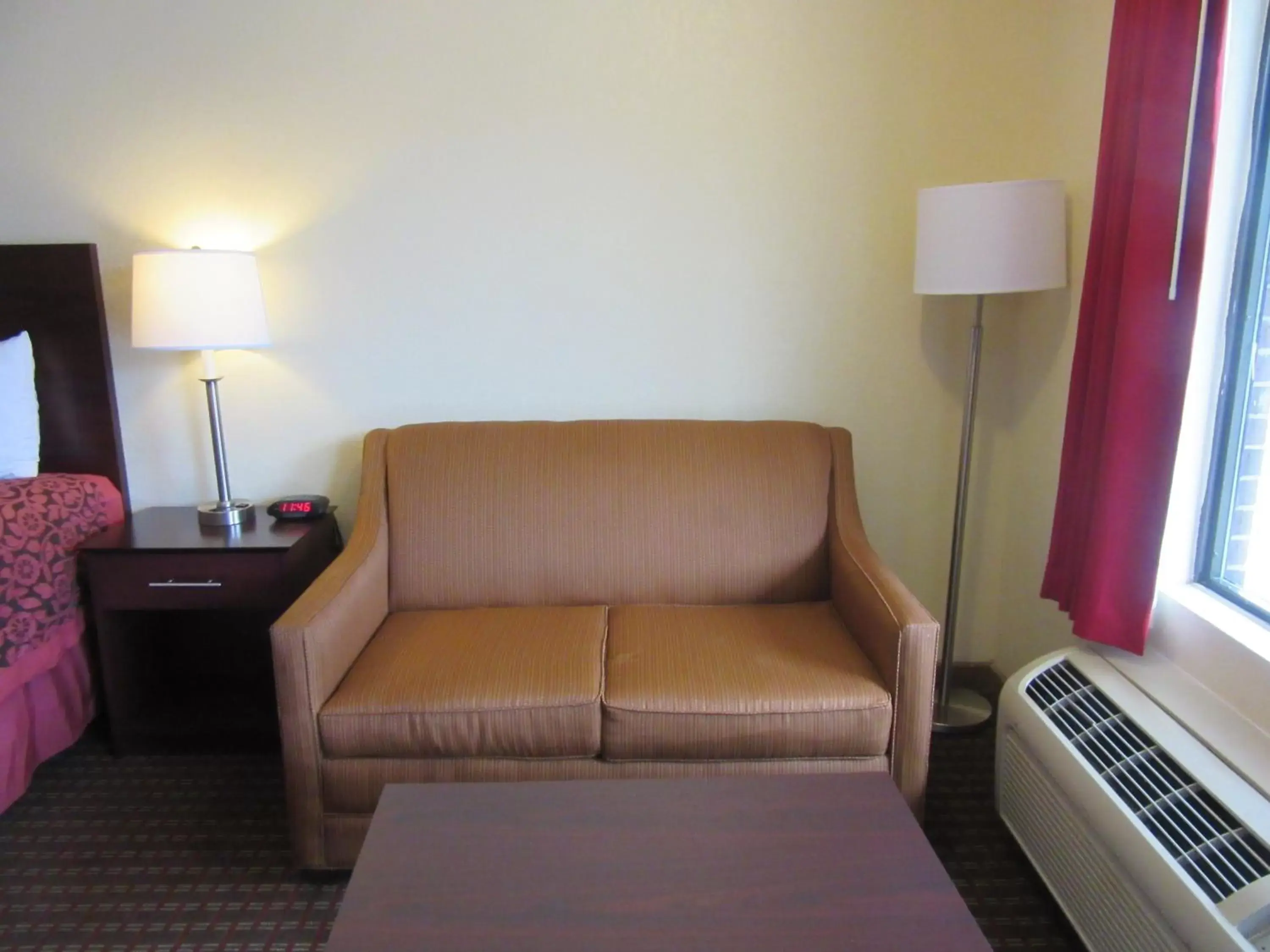 Seating Area in Days Inn by Wyndham Columbia NE Fort Jackson