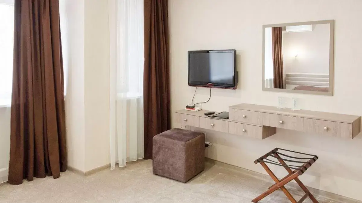 Communal lounge/ TV room in Reikartz Dostar Karaganda Communal lounge/ TV room in Reikartz Dostar Karaganda