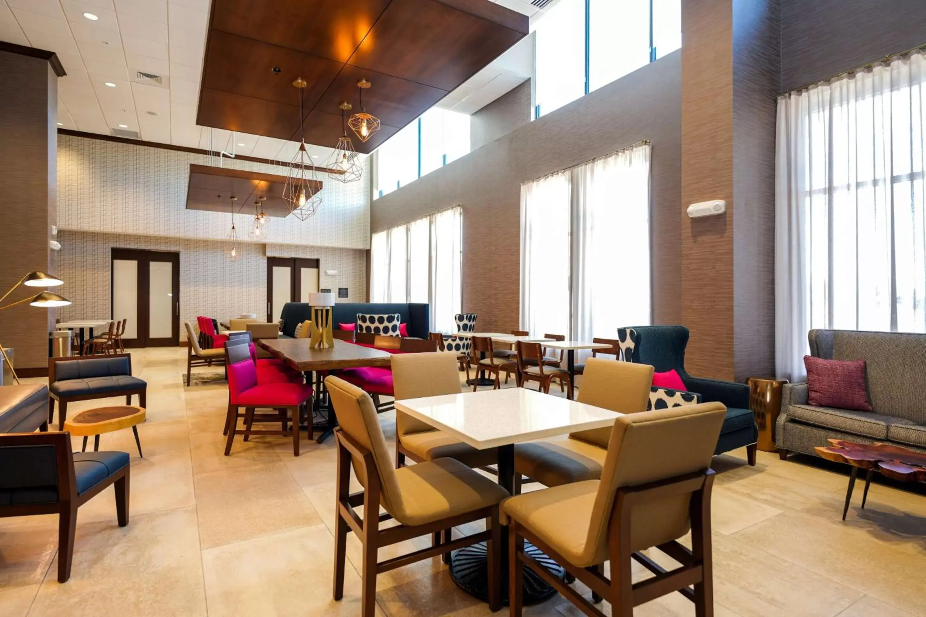 Lobby or reception, Restaurant/Places to Eat in Hampton Inn & Suites Aurora South, Co