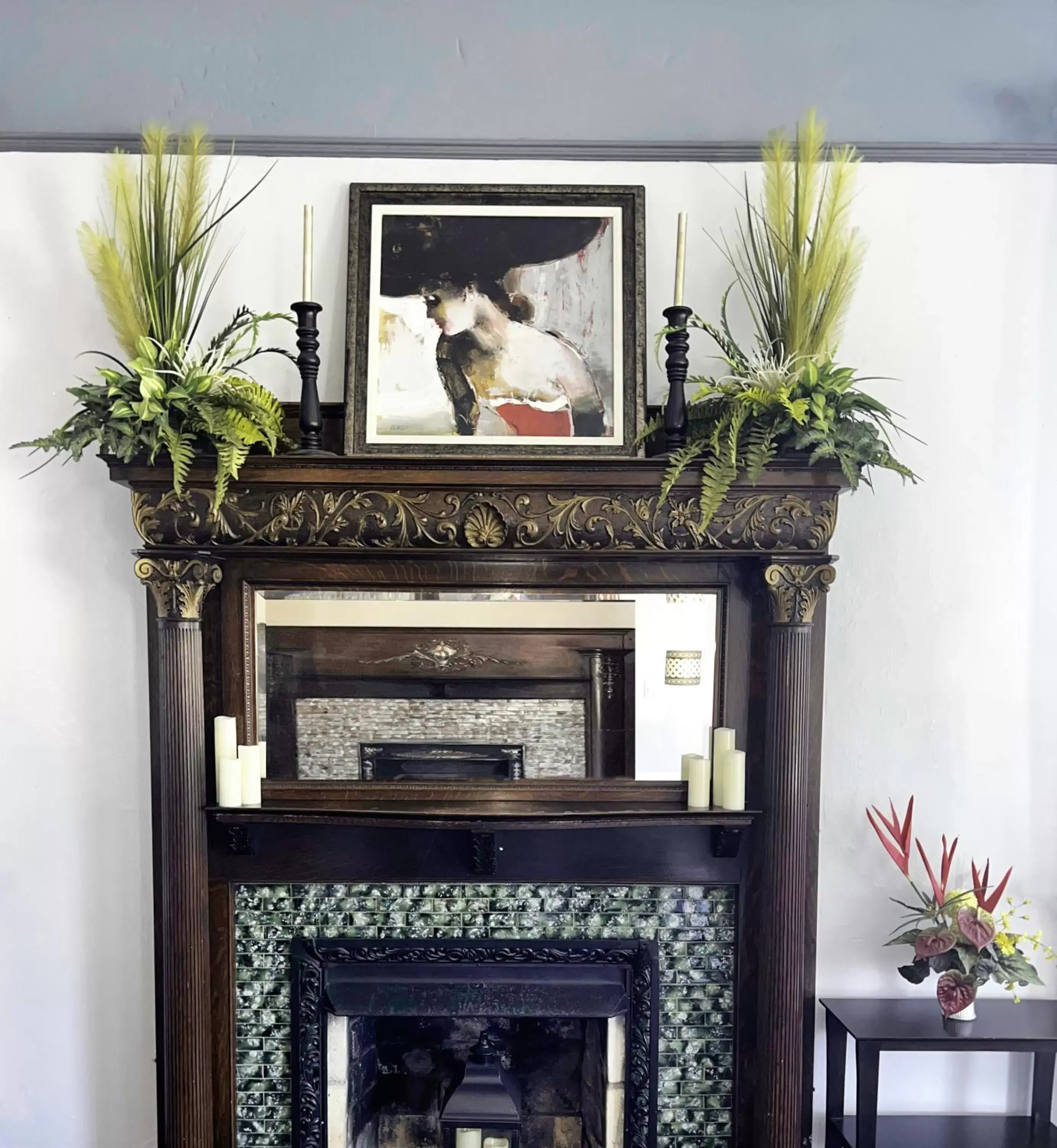 Lobby or reception, TV/Entertainment Center in The Mansion on 17th, formerly Schaefer Haus