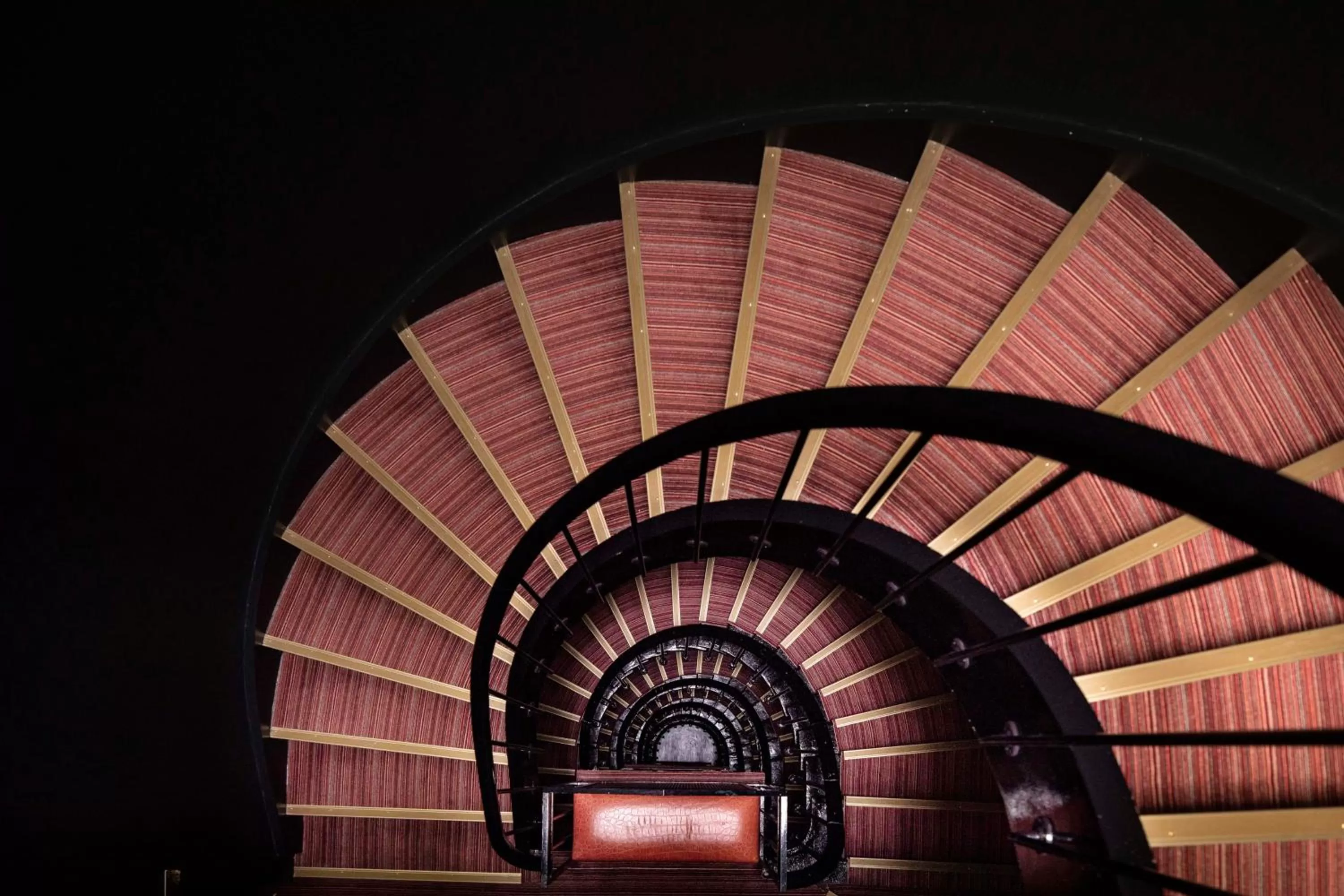 Decorative detail in Hôtel Elysées Régencia