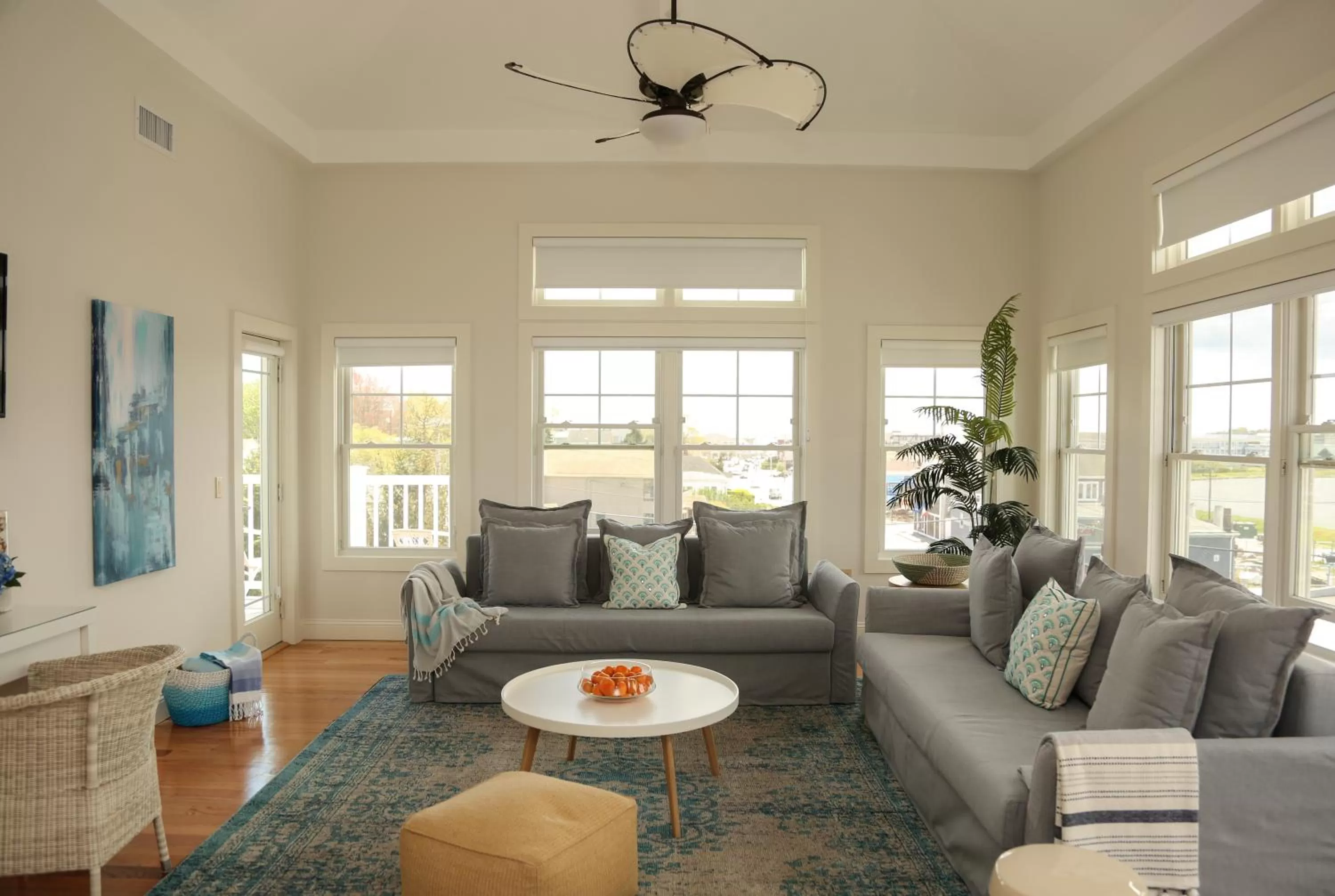 Seating Area in The Sea Breeze Inn