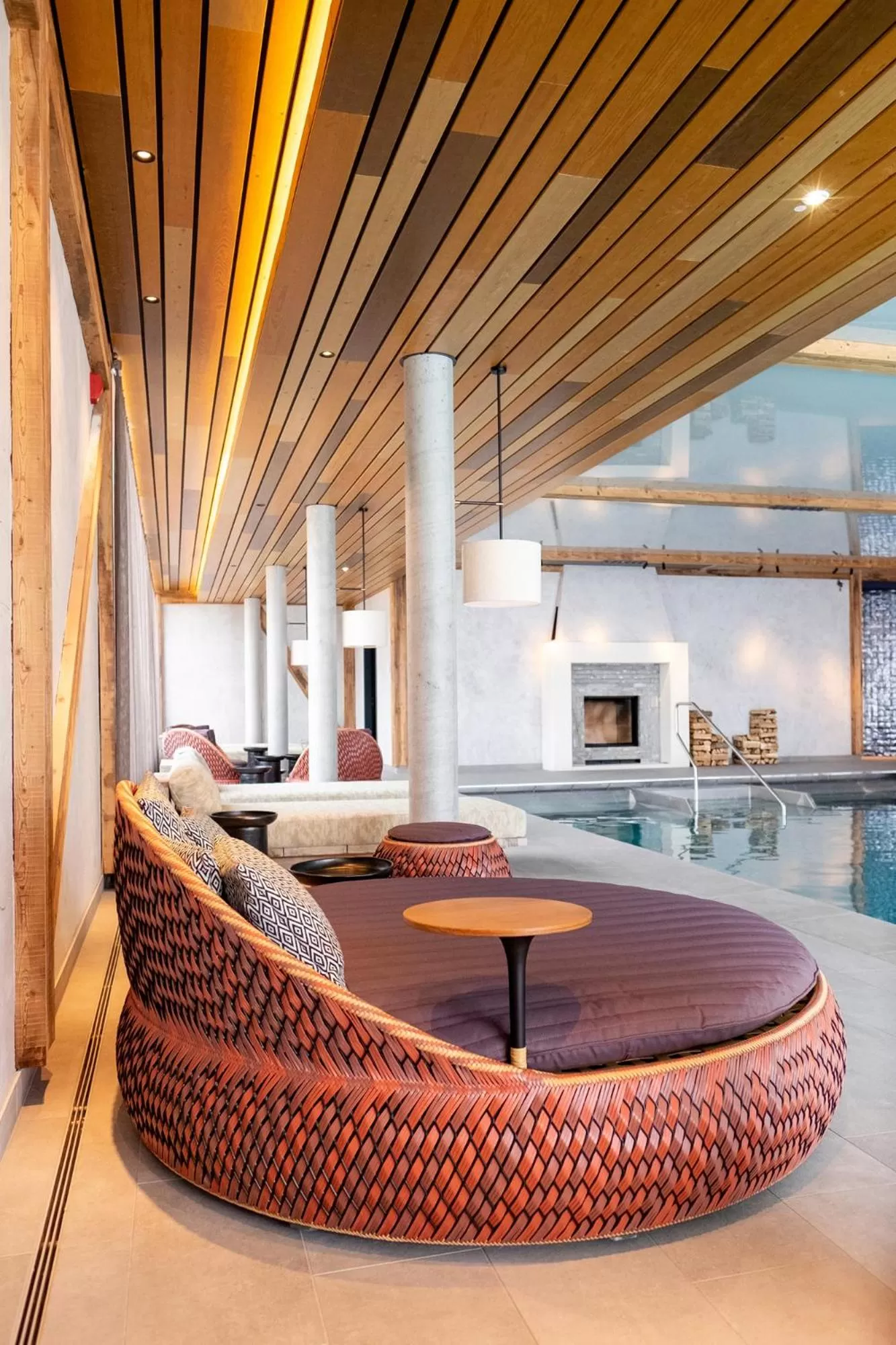 Swimming pool in Das James