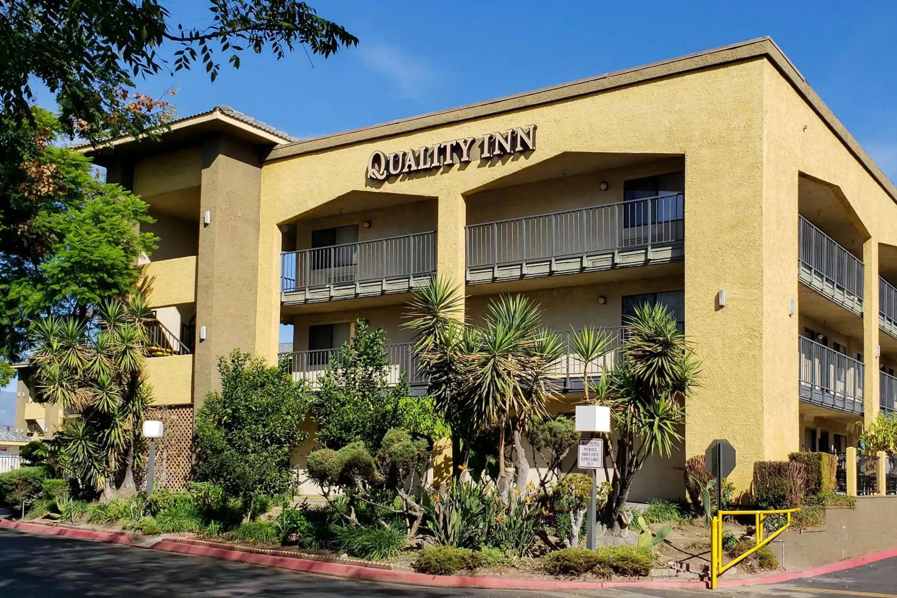 Property Building in Quality Inn Ontario Airport Convention Center