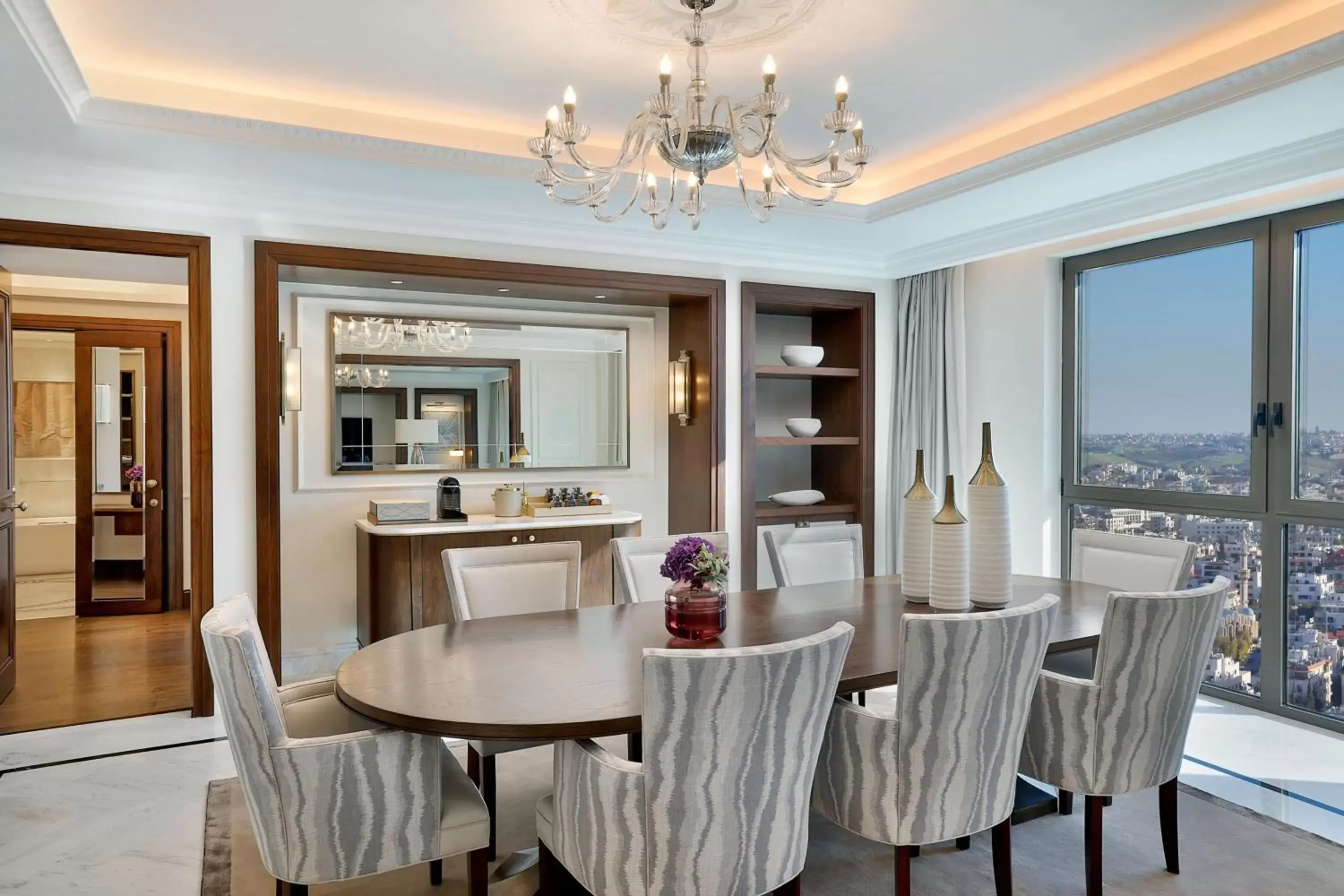 Photo of the whole room, Dining Area in The Ritz-Carlton, Amman