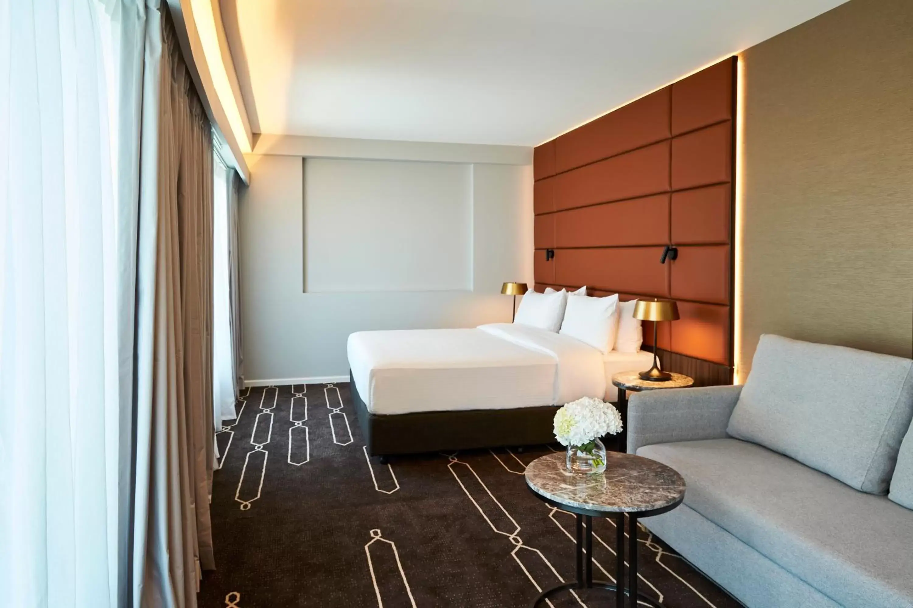 Photo of the whole room, Bed in Holiday Inn Sydney Airport, an IHG Hotel