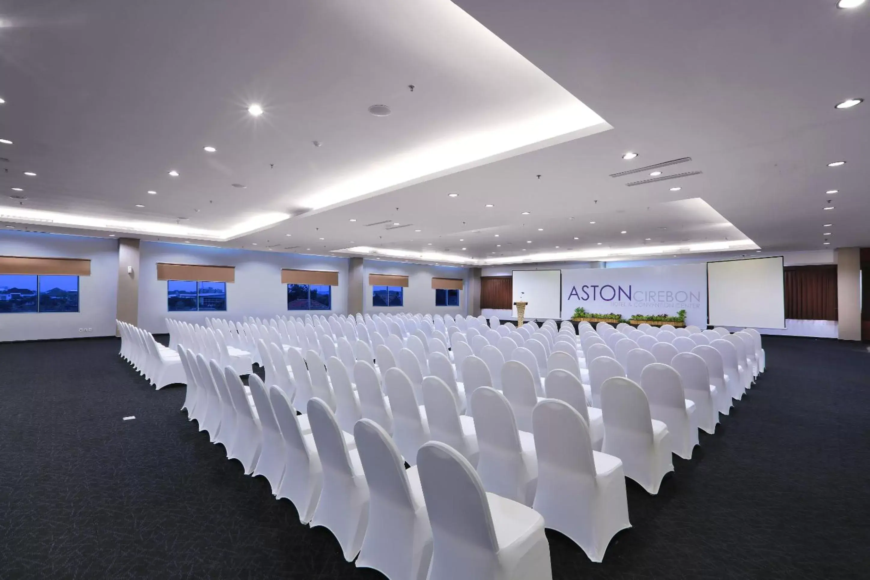 Meeting/conference room, Banquet Facilities in ASTON Cirebon Hotel and Convention Center