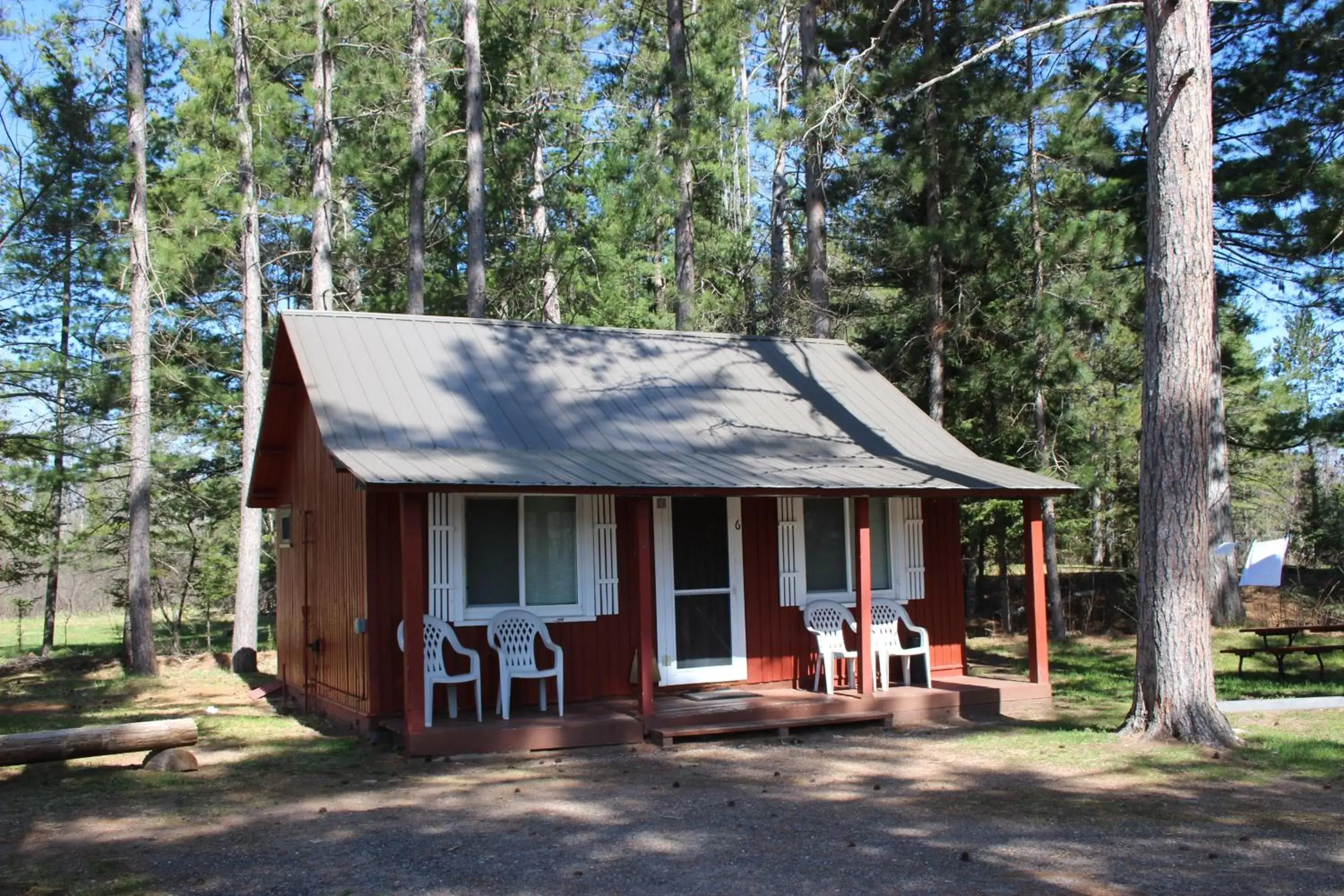 Property Building in Two Rivers Motel and Cabins