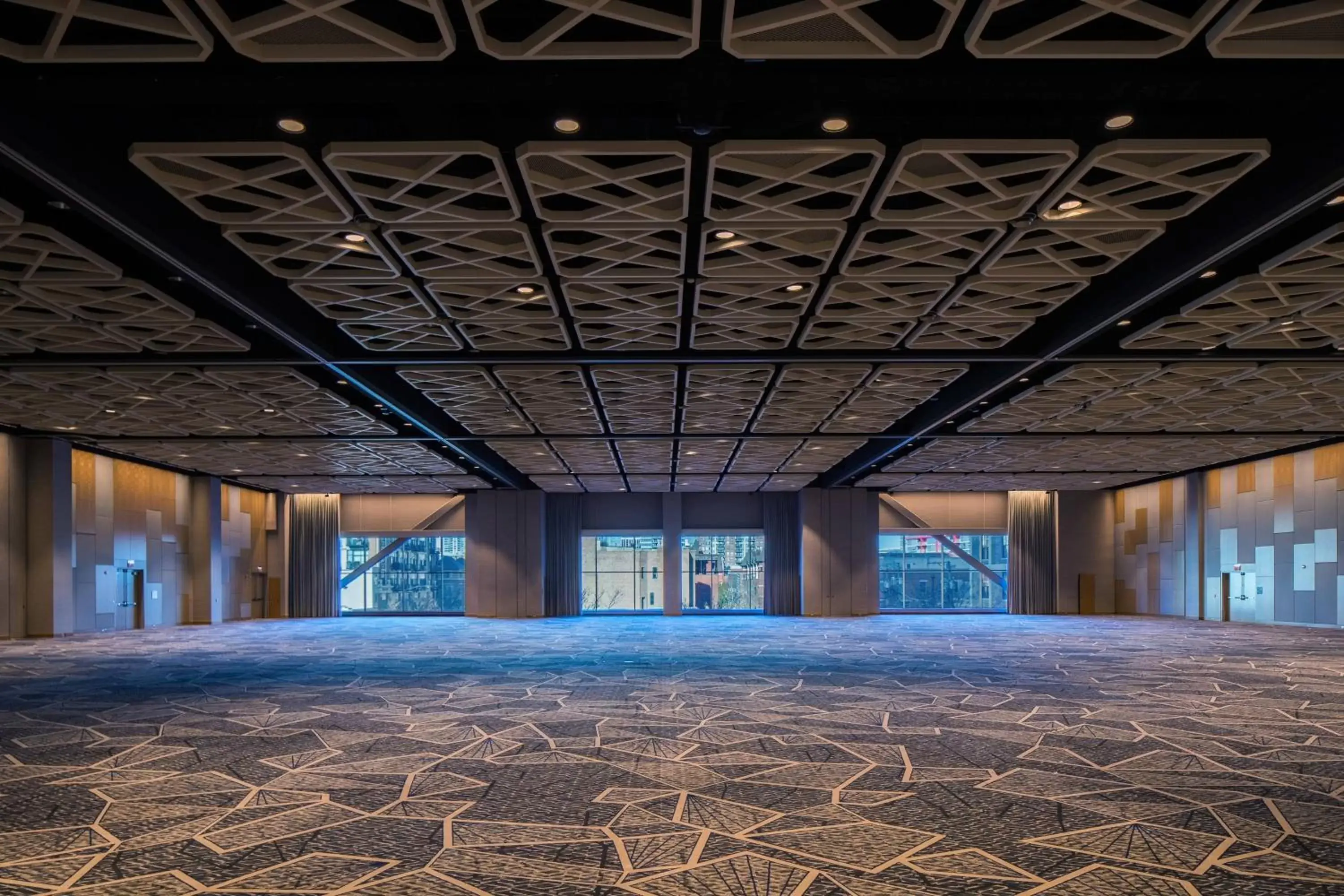 Meeting/conference room, Swimming Pool in Marriott Marquis Chicago