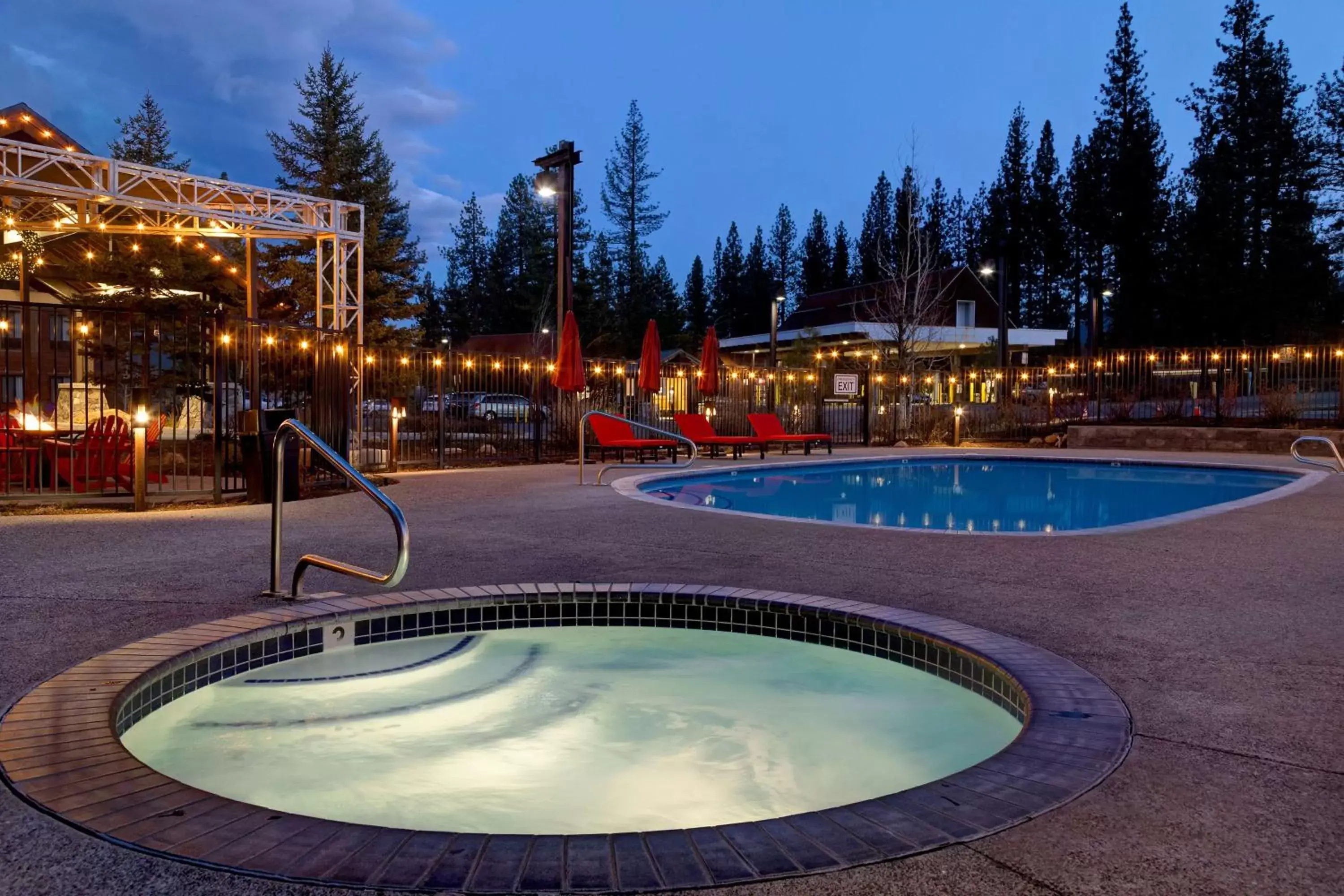 Pool view, Swimming Pool in Hampton Inn & Suites Tahoe-Truckee