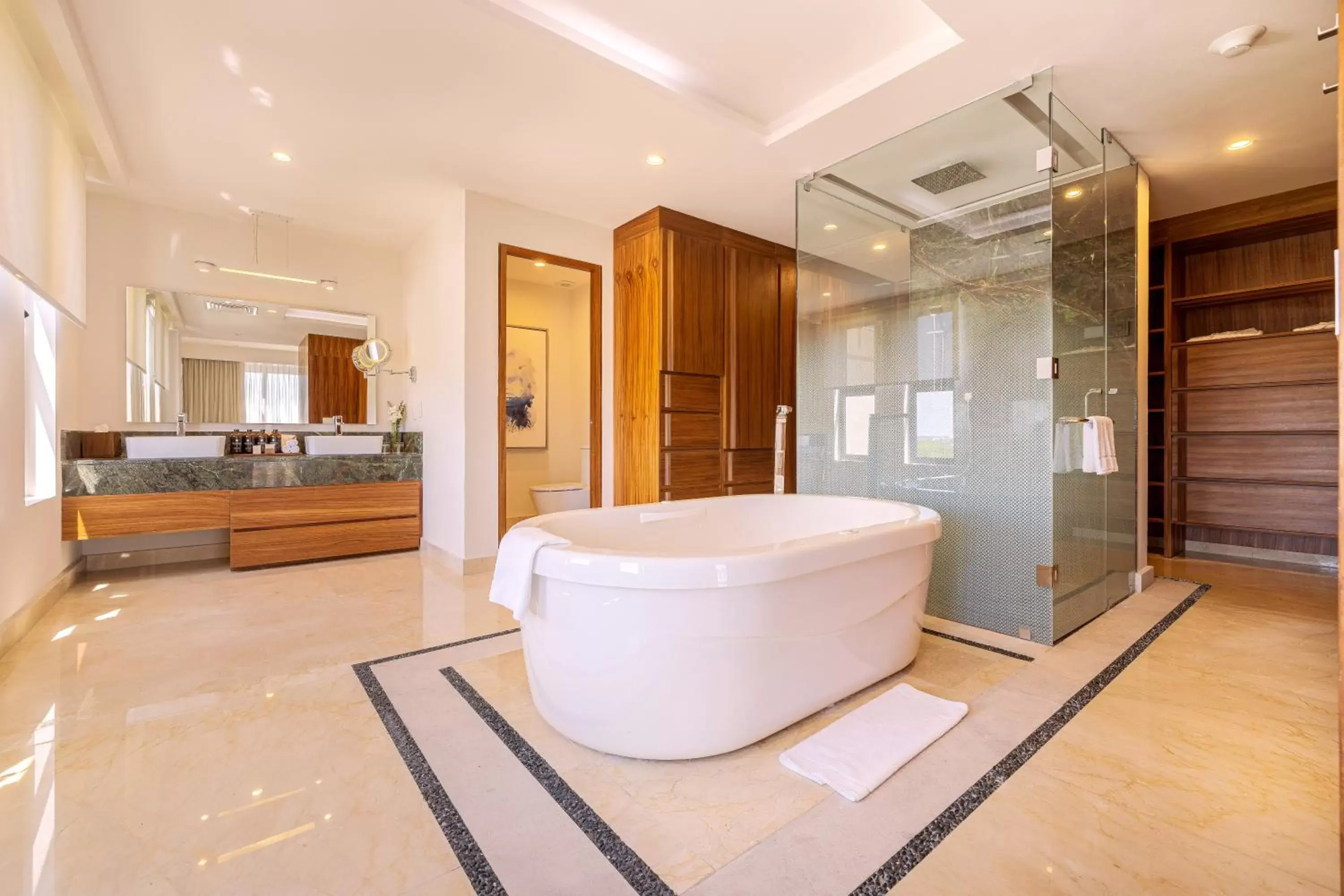 Bathroom in Sensira Resort & Spa Riviera Maya All Inclusive Bathroom in Sensira Resort & Spa Riviera Maya All Inclusive