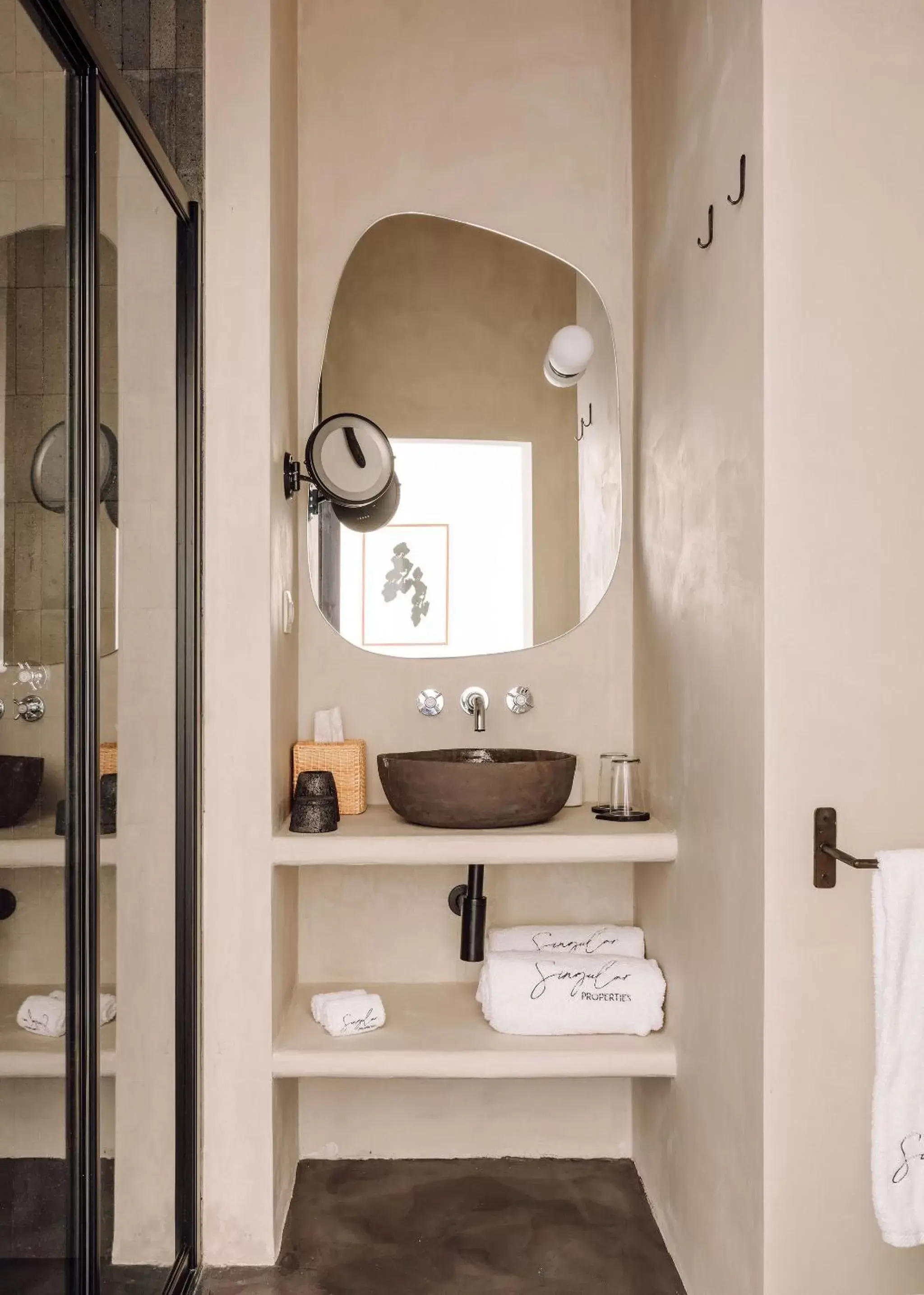 Bathroom in White Exclusive Suites & Villas