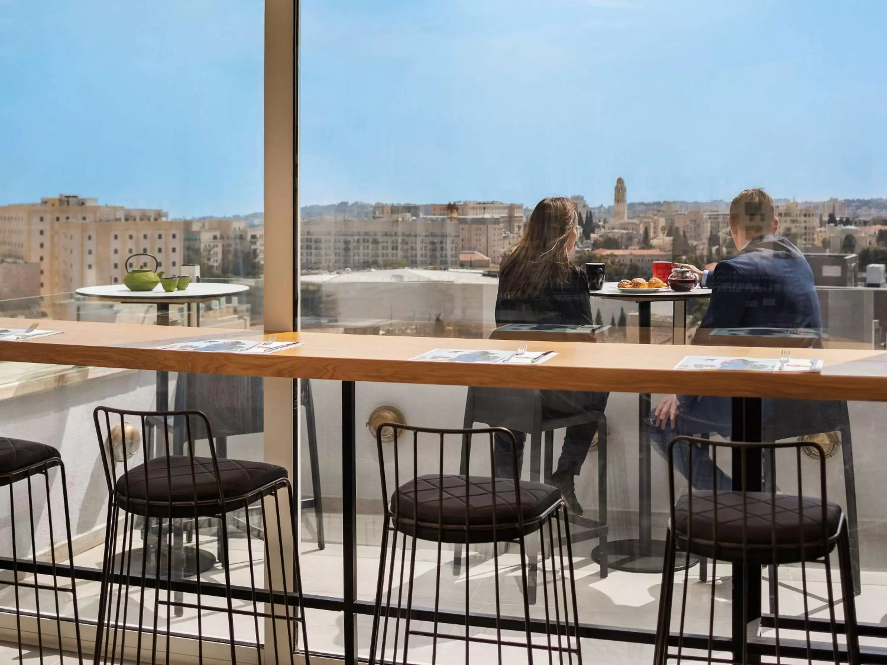 Lounge or bar in Ibis Styles Jerusalem City Center - An AccorHotels Brand