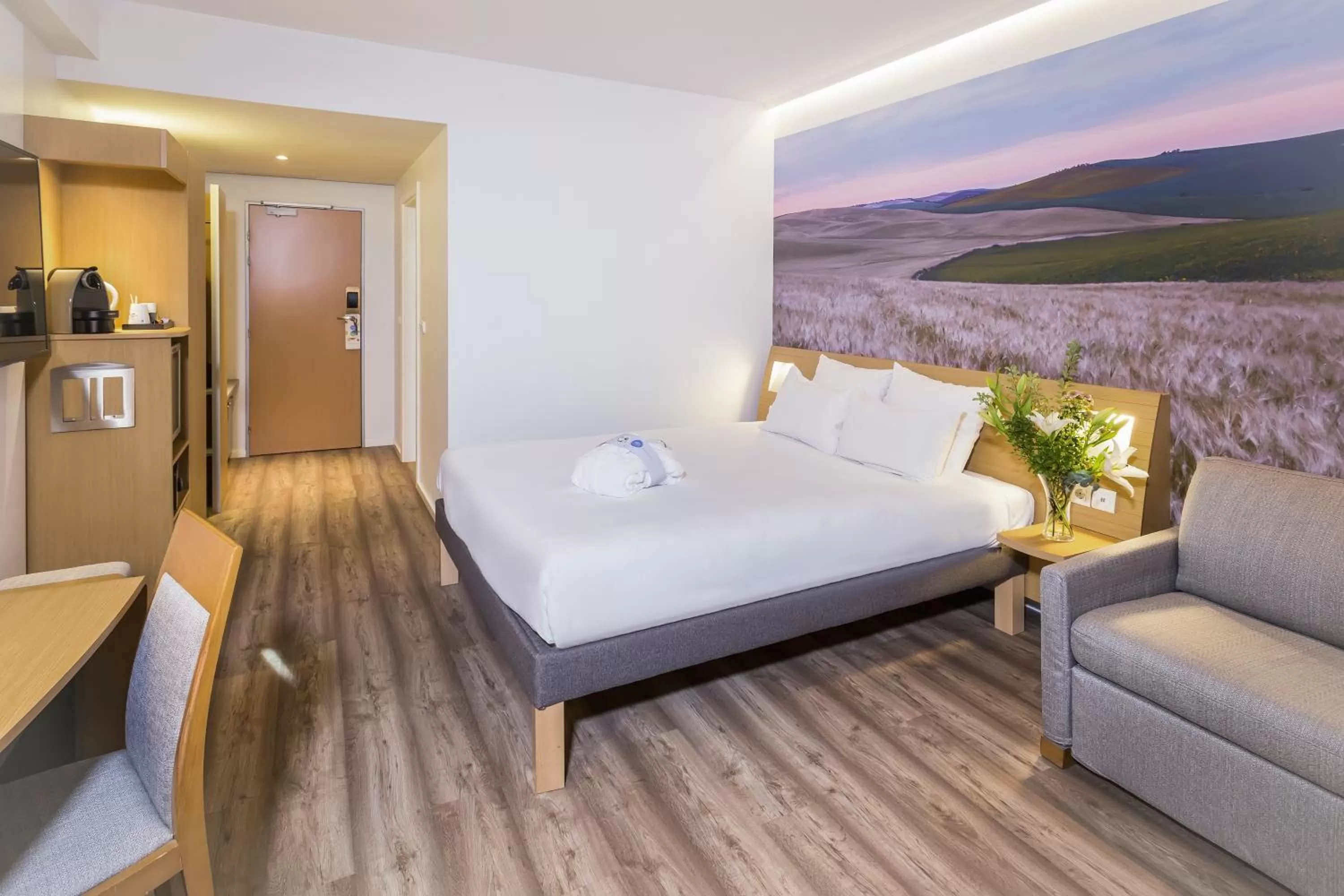 Bed in Novotel Sevilla