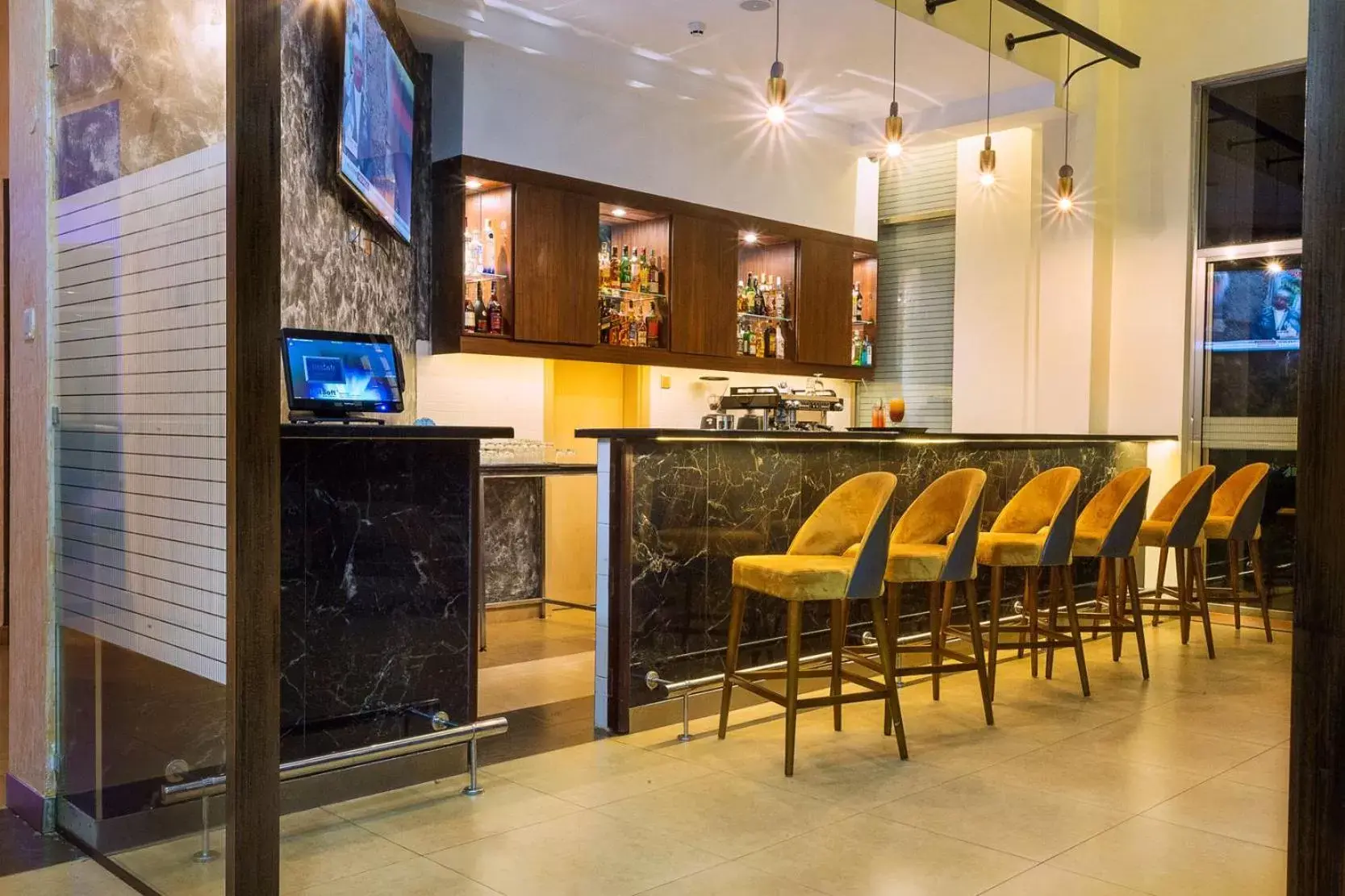 Lounge or bar in Best Western Kisumu Hotel Lounge or bar in Best Western Kisumu Hotel