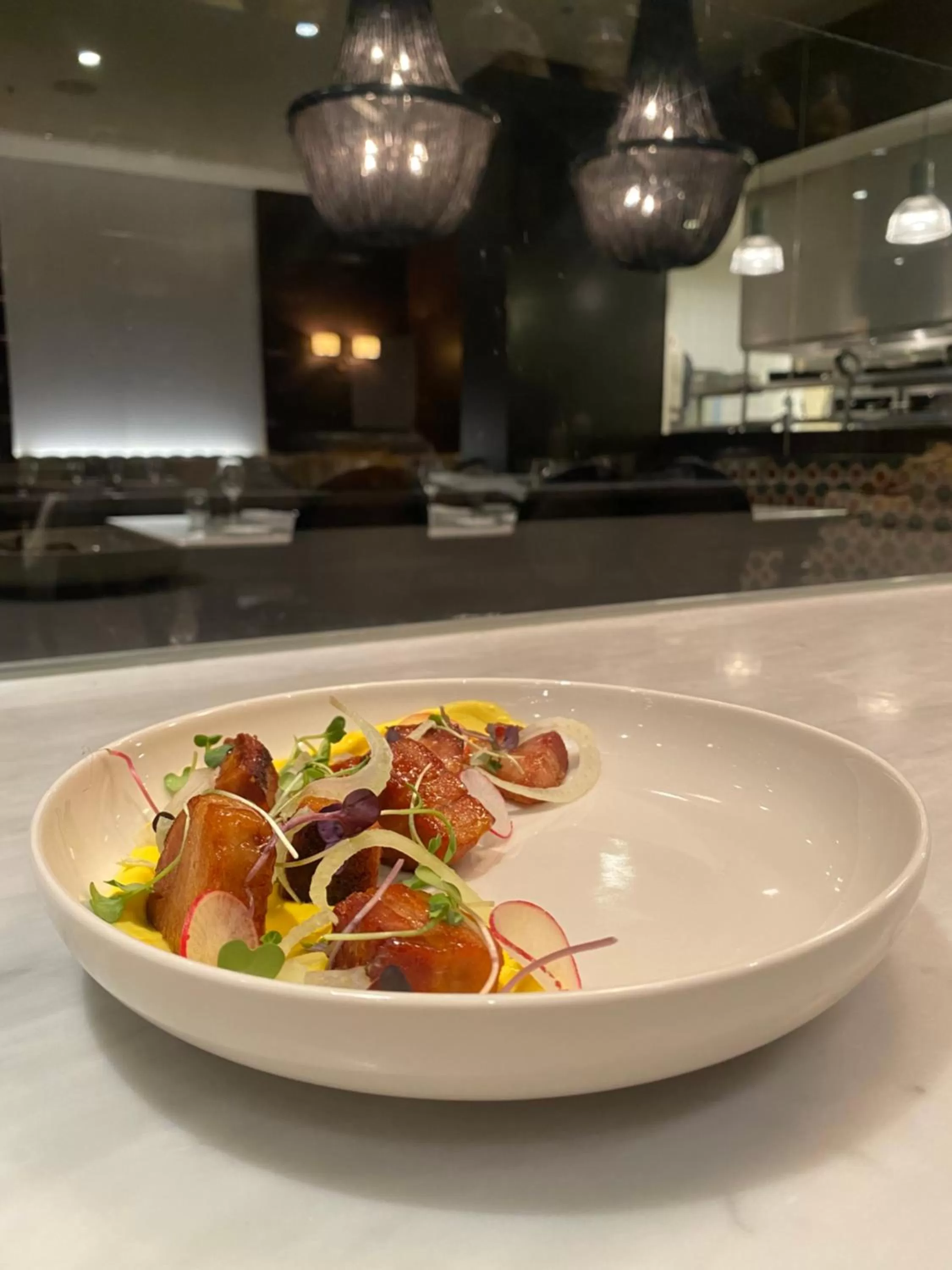 Restaurant/places to eat in Century Plaza Hotel