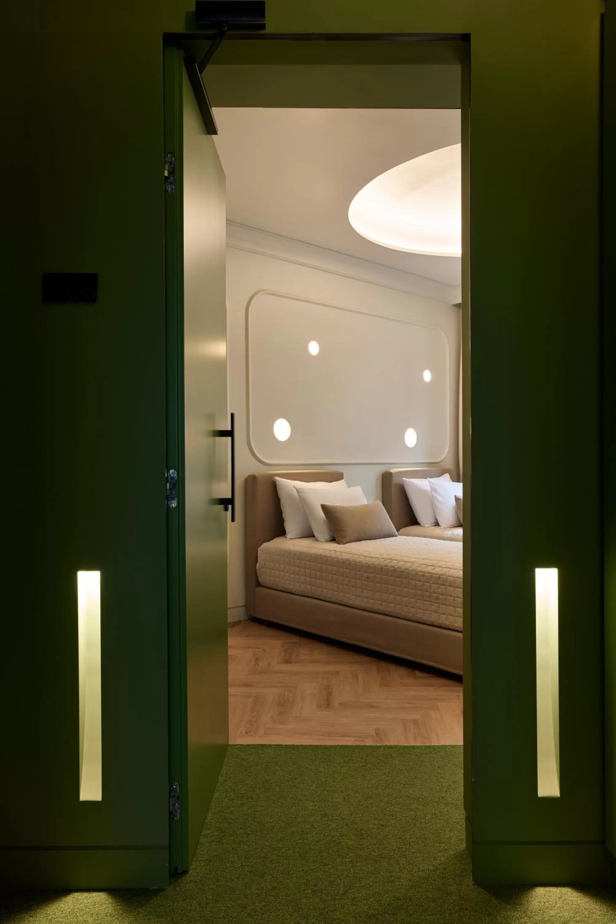 Bed in DWELL - Elegant City Stay